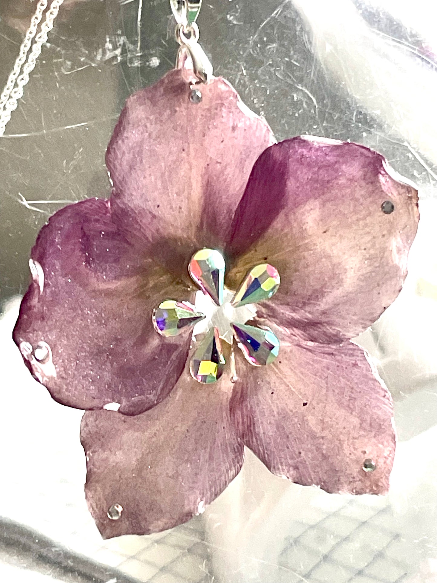 Collier Hellébore Fantasia