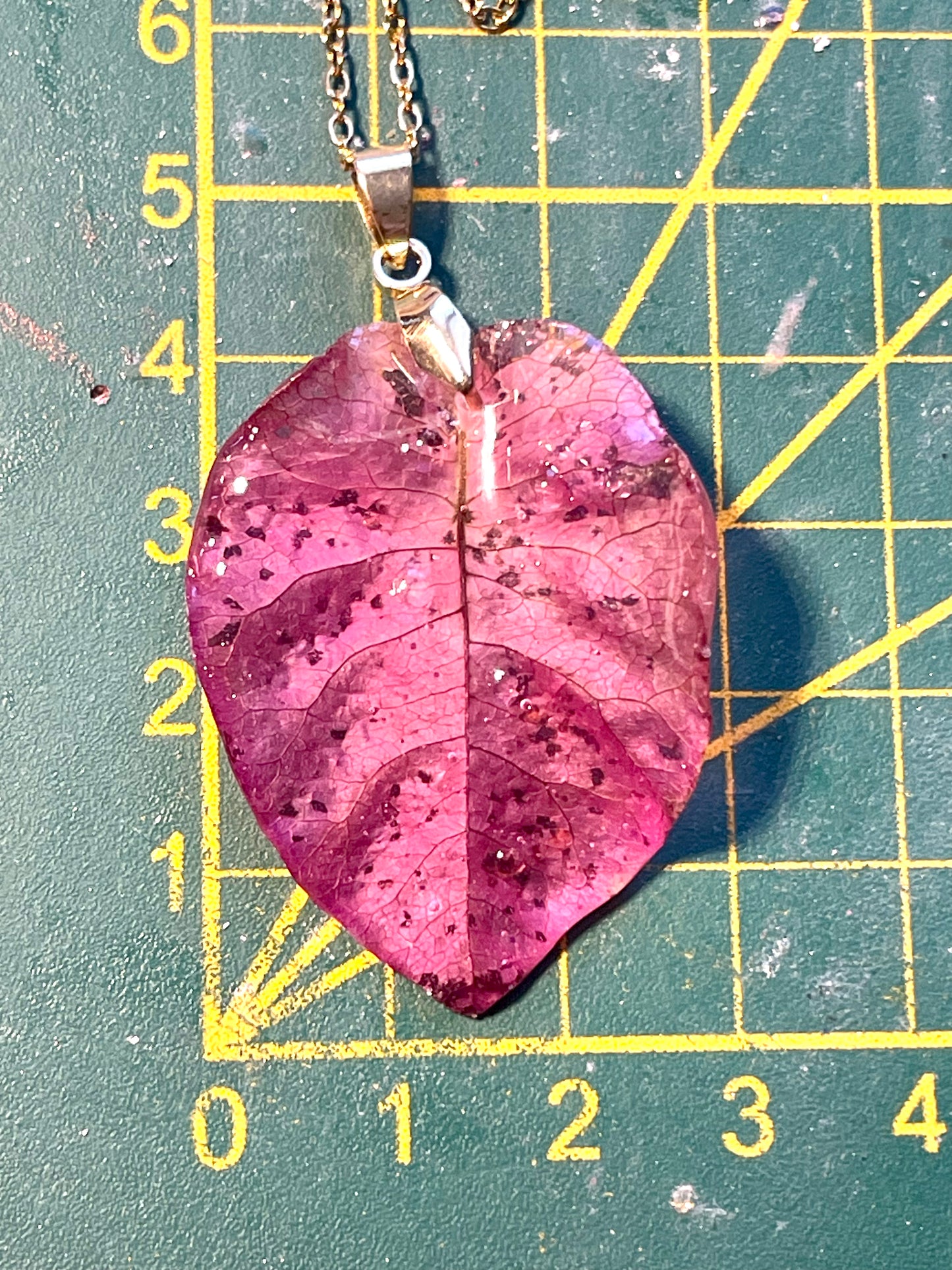 Collier fleur de Bougainvilliers