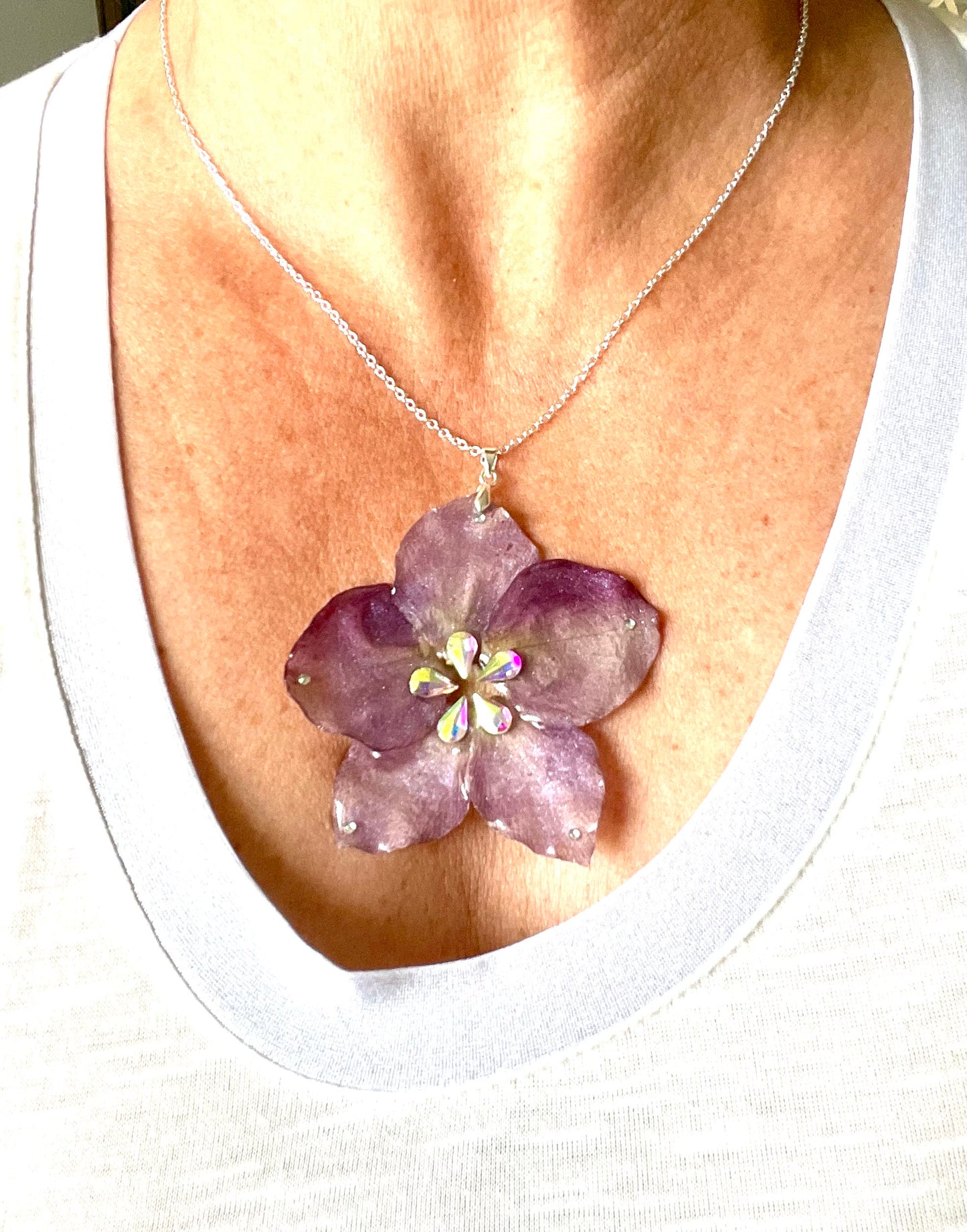Collier Hellébore Fantasia