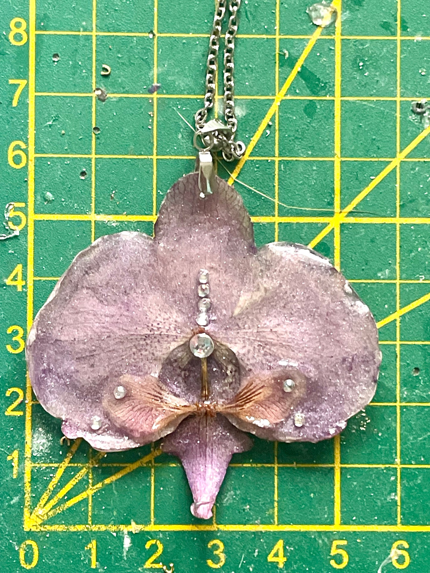 Collier Orchidée mauve Silviana