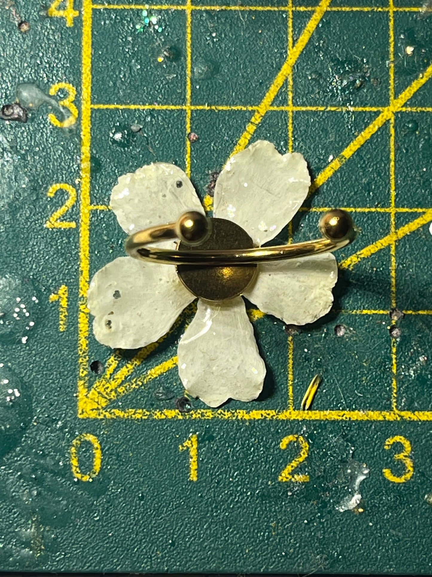 Bague fleur de primevère jaune