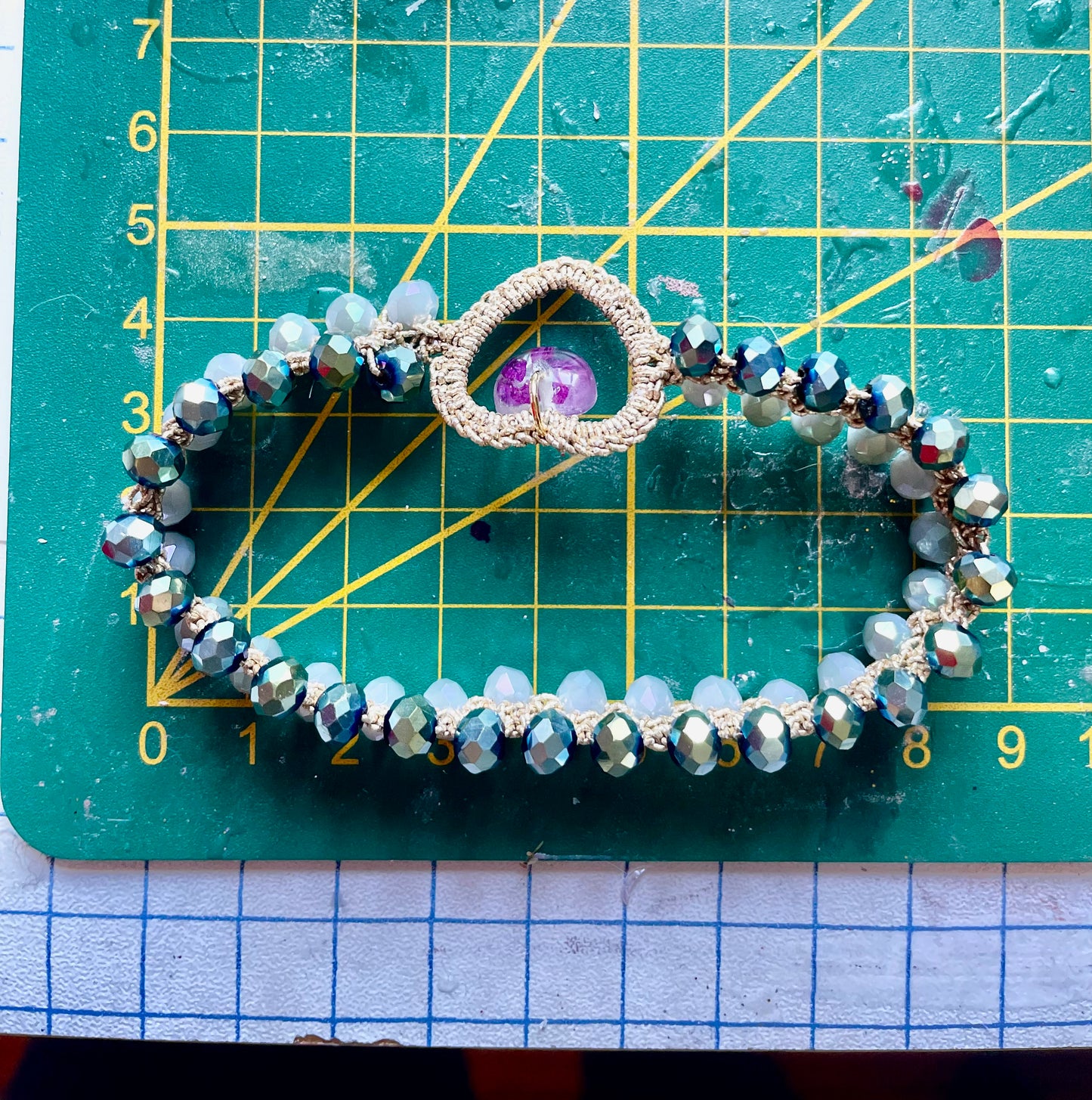 Bracelet duo cœurs pétales de fleur violette