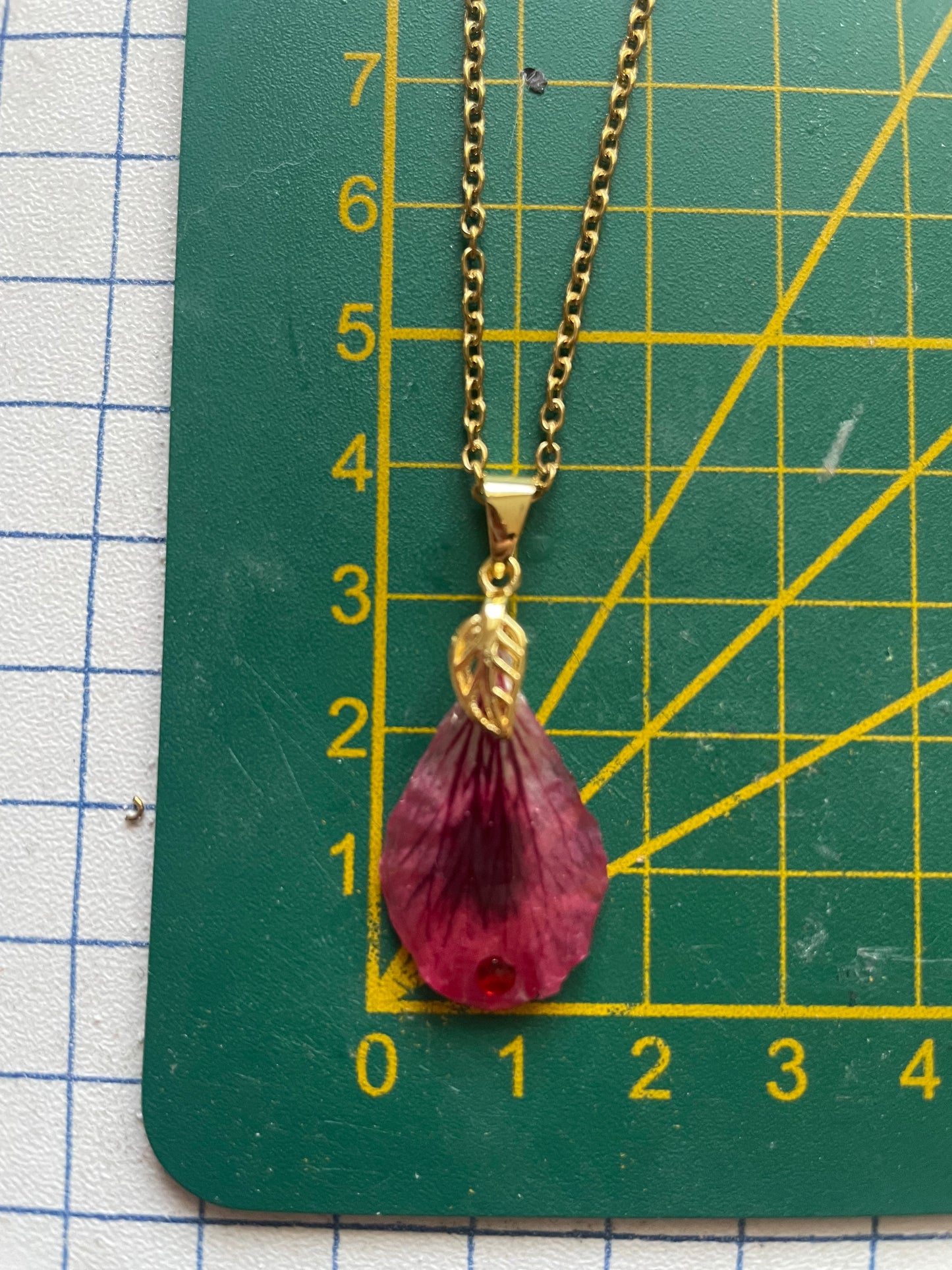 Collier Pétales de Pélargonium Fantasia