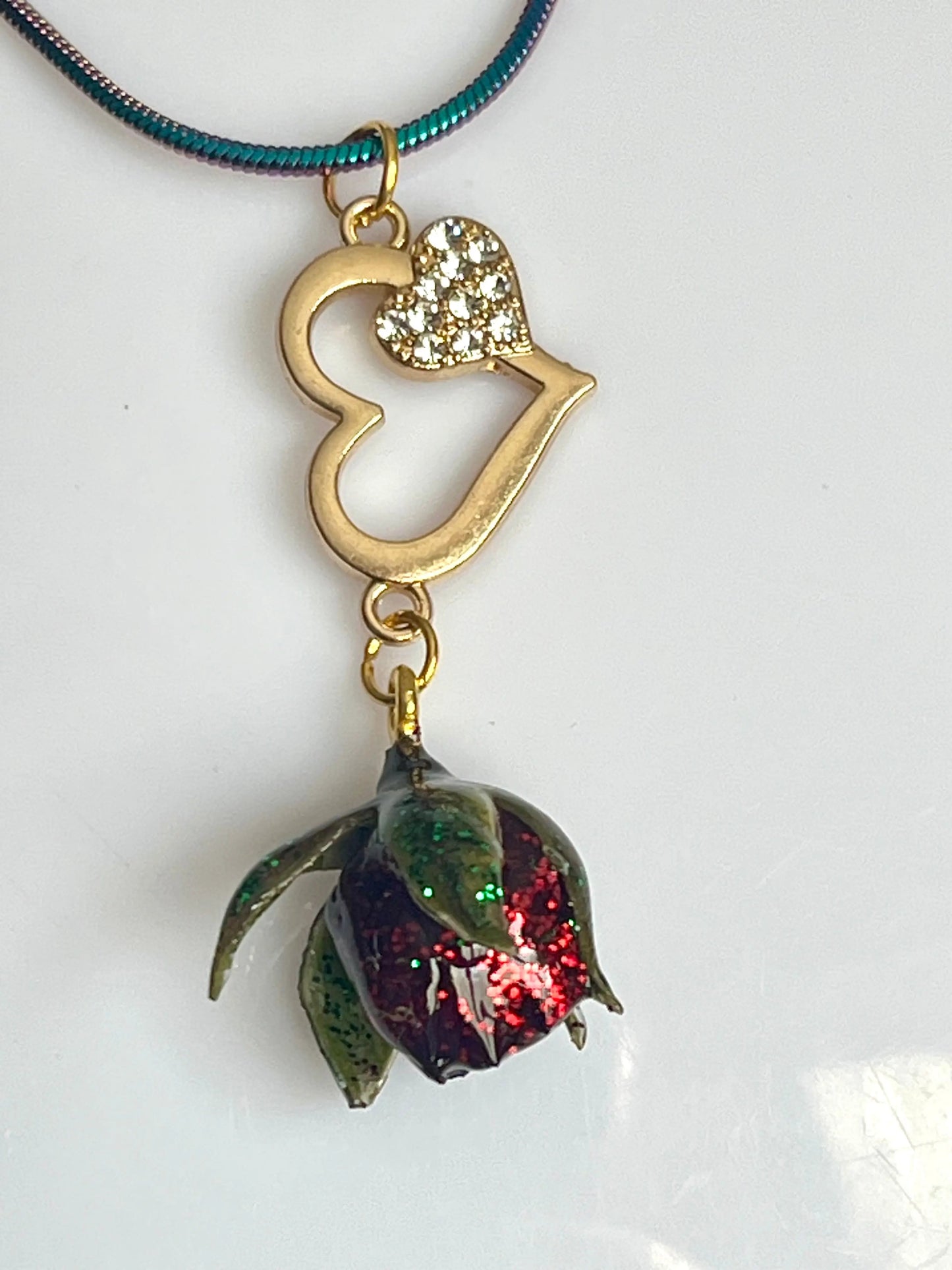 Collier bouton de Rose rouge & cœur zircons Aux fleurs de Chloé