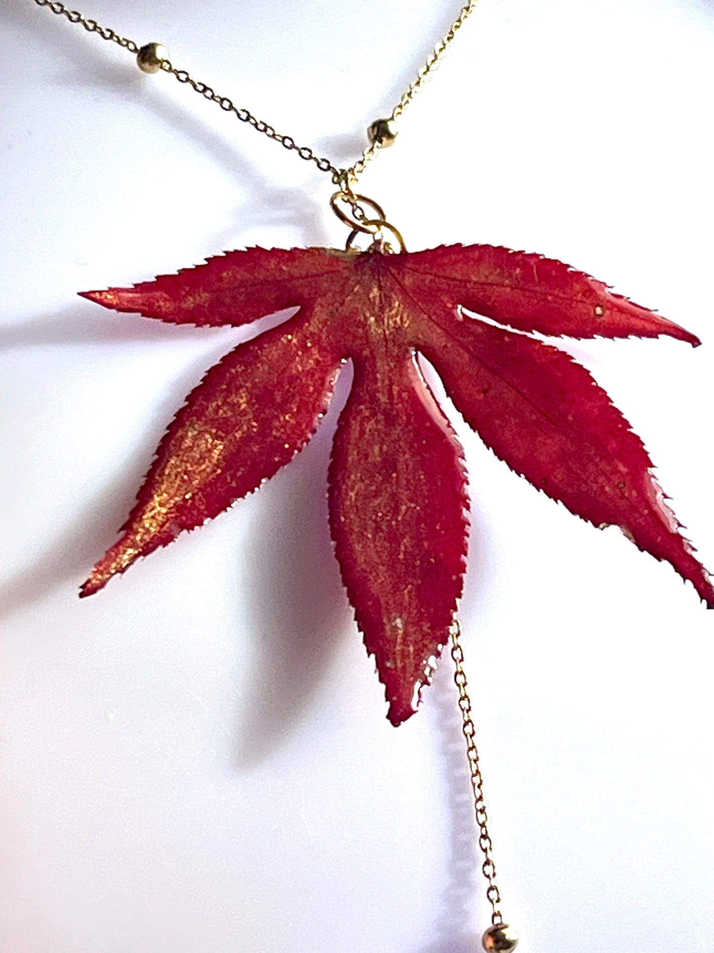Collier Feuille Érable japonais Aux fleurs de Chloé