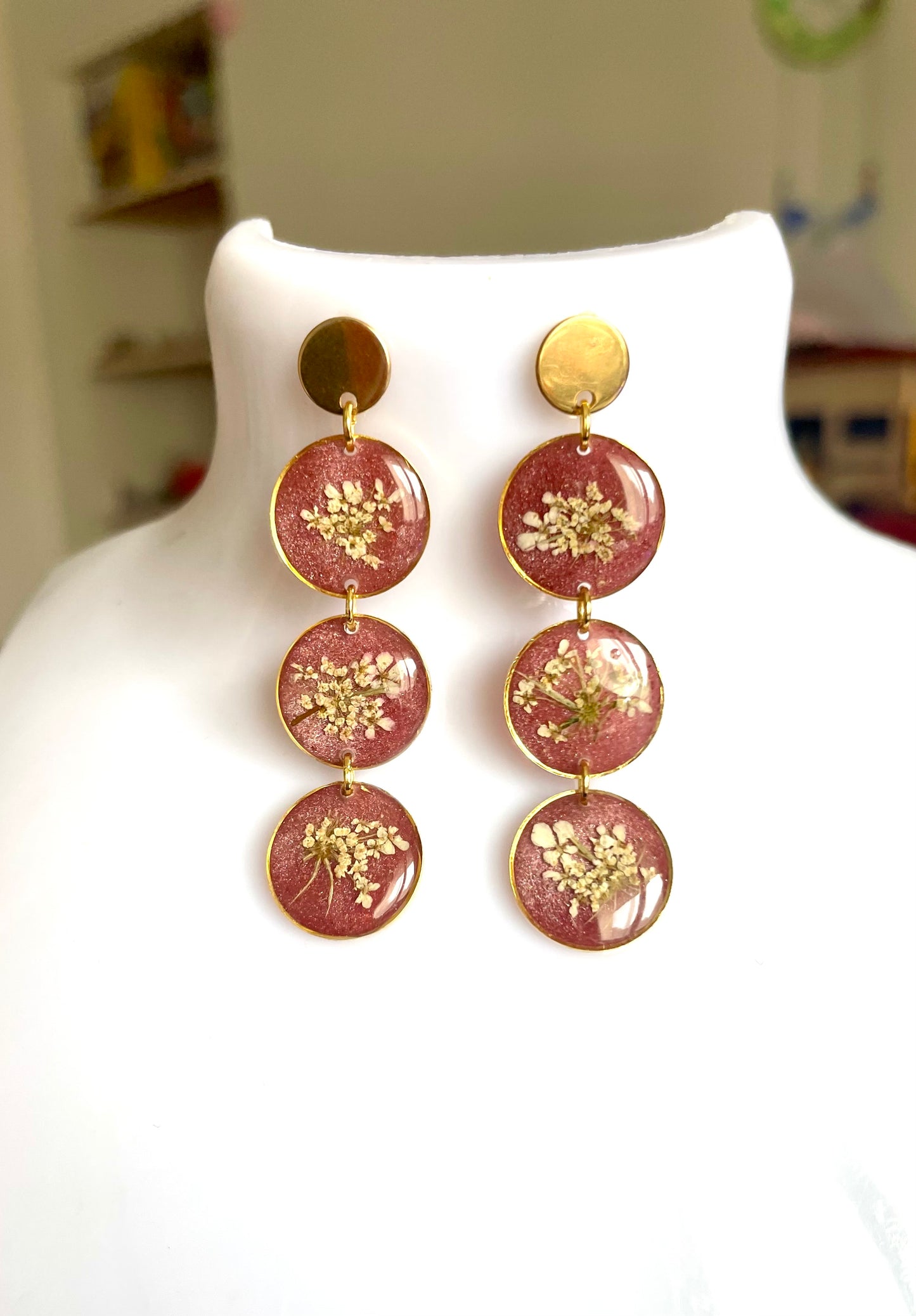 Boucles d’oreilles fleurs de carotte sauvage Malva