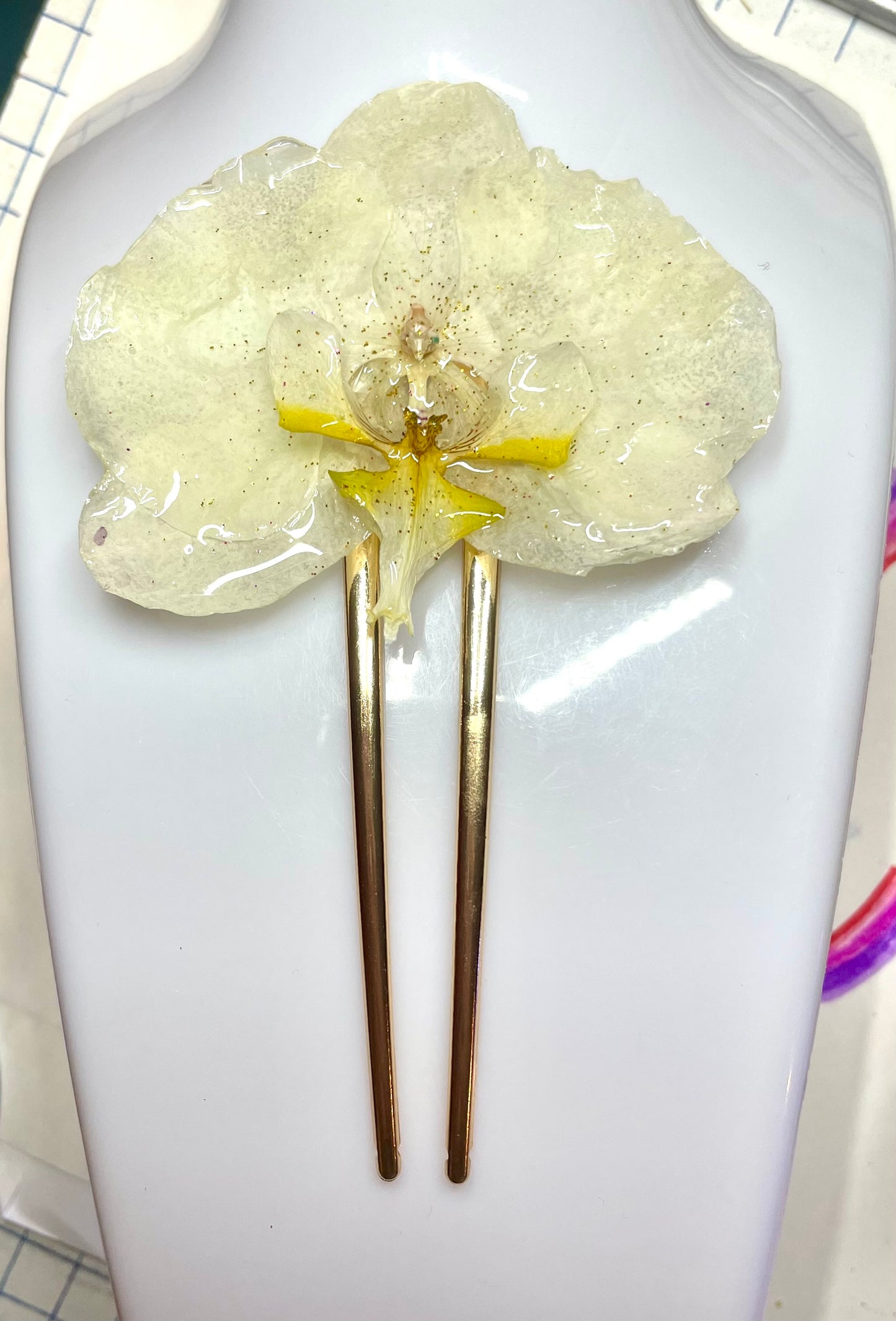 Épingle à cheveux fleur Orchidée blanche