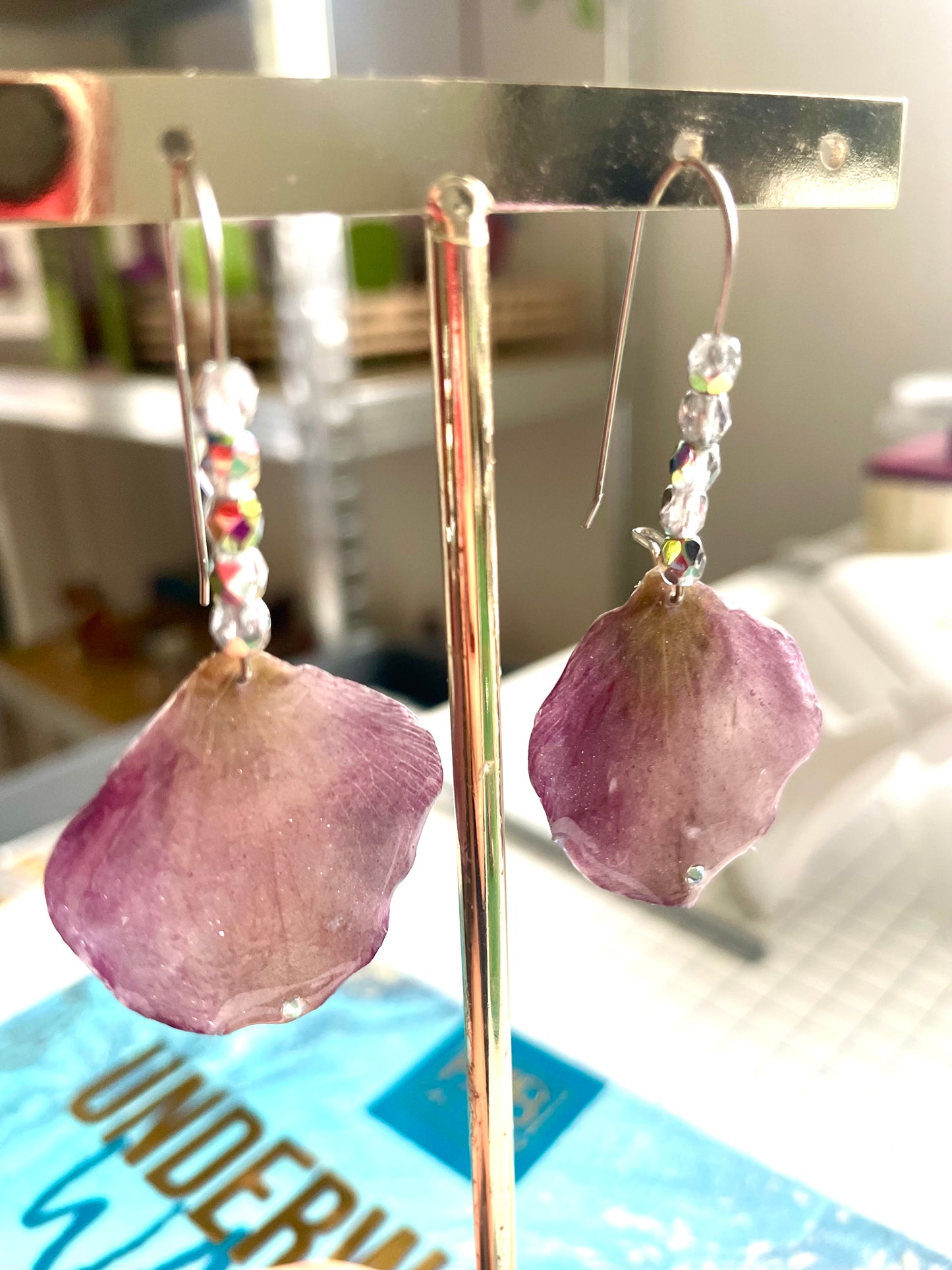Boucles d’oreilles pétales Hellébore Fantasia
