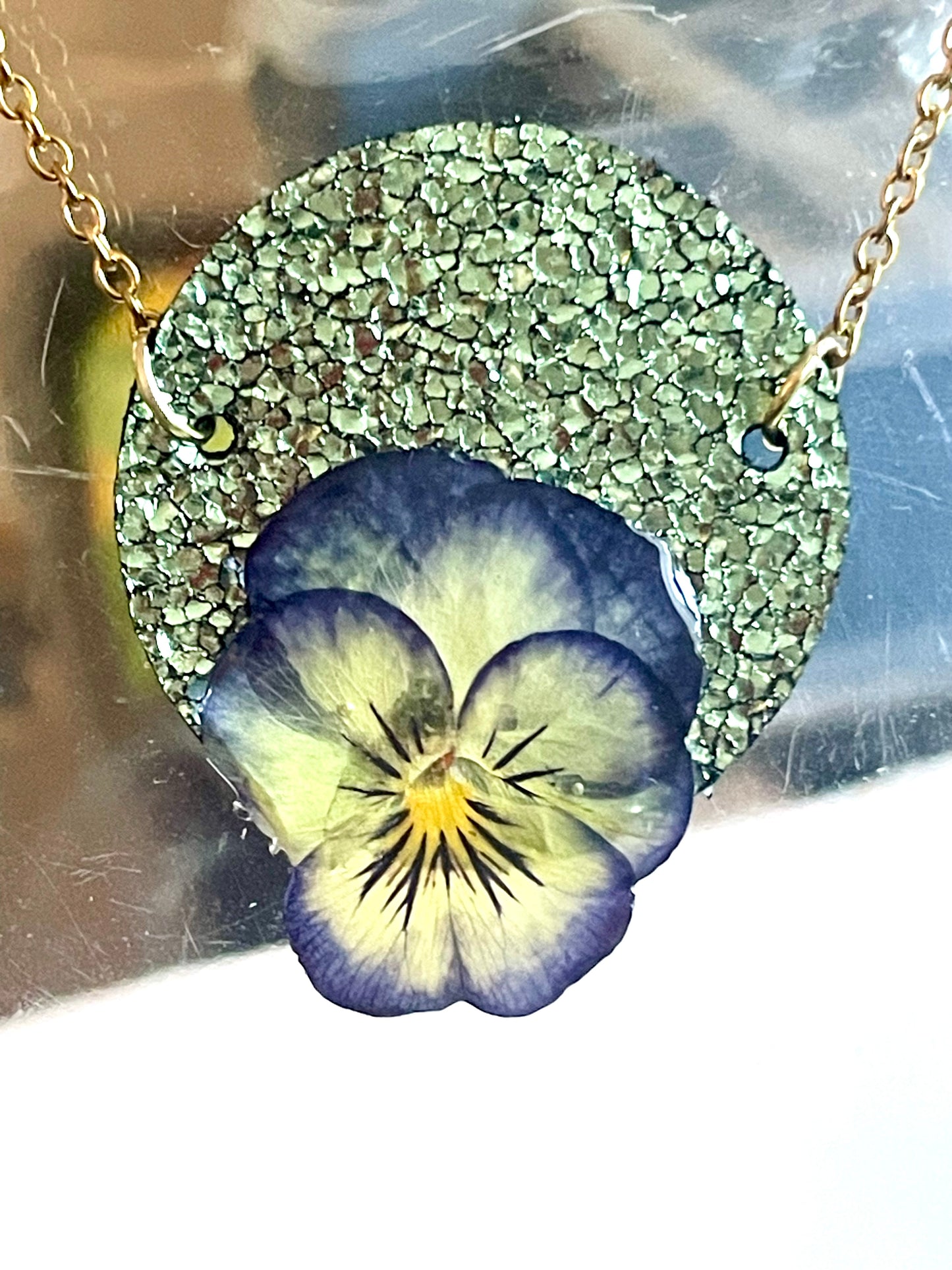 Collier choker cuir & pensée