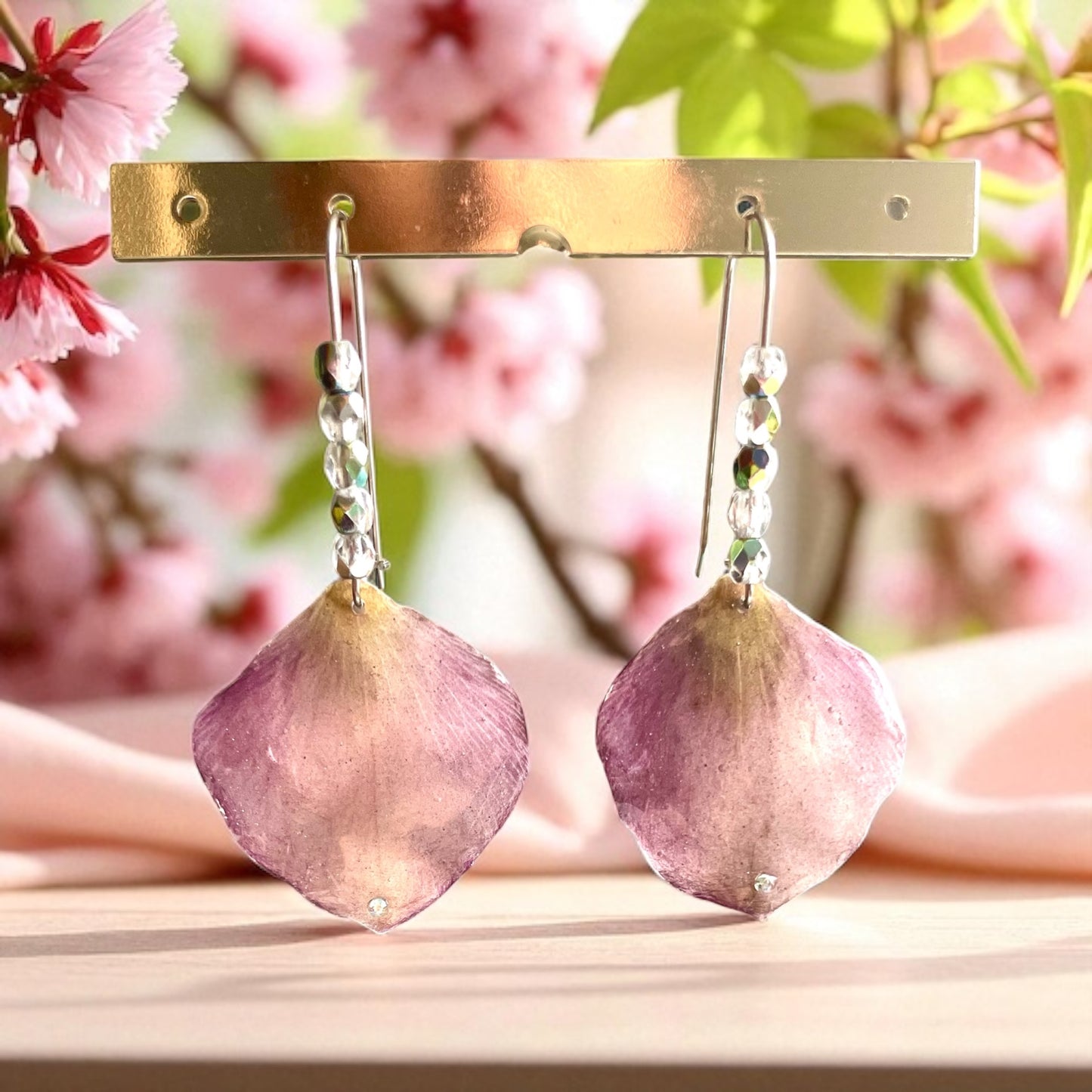 Boucles d’oreilles pétales Hellébore Fantasia