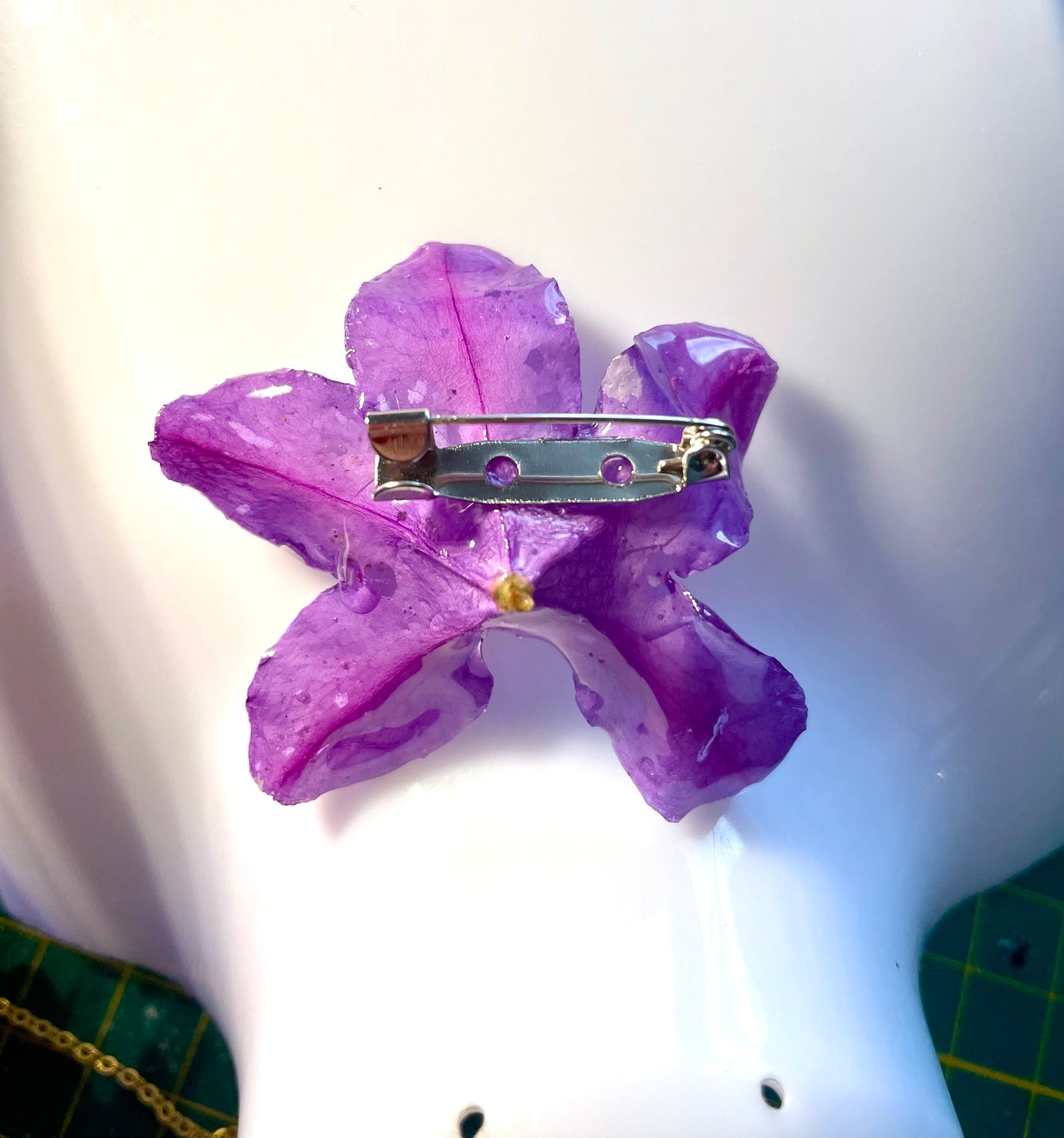 Broche fleur de Rhododendron - Aux fleurs de Chloé Broche fleur de Rhododendron Broche Broche