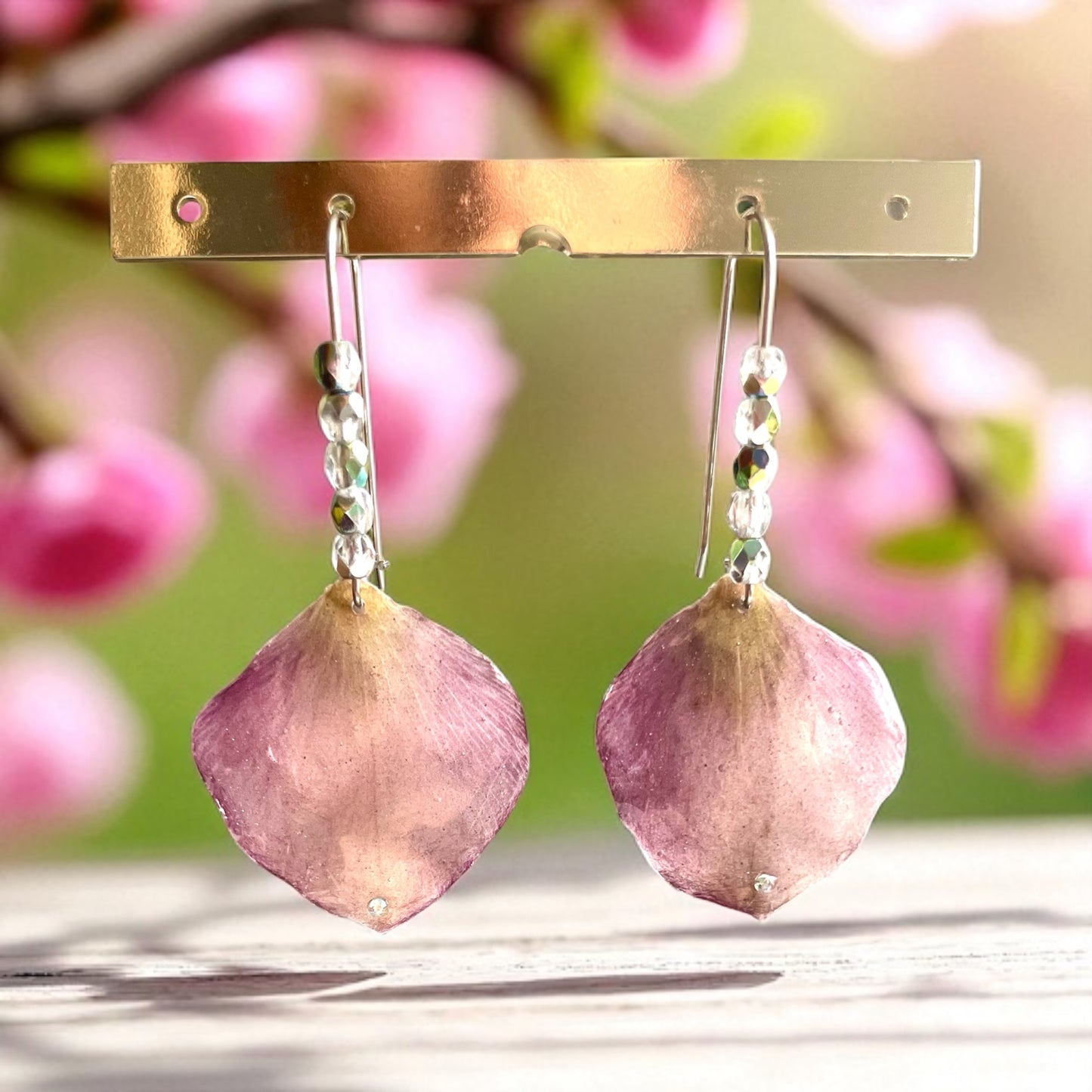 Boucles d’oreilles pétales Hellébore Fantasia