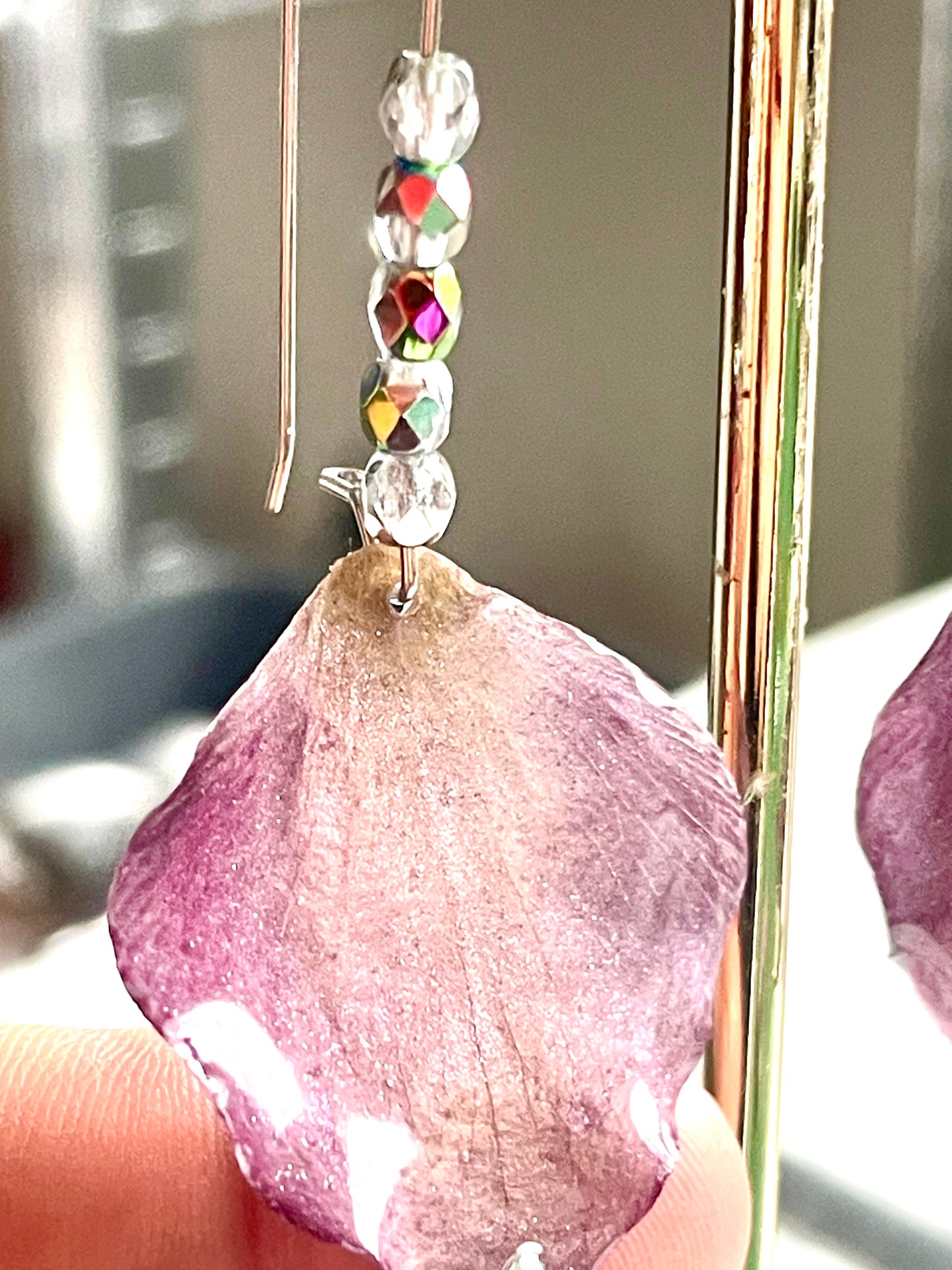 Boucles d’oreilles pétales Hellébore Fantasia
