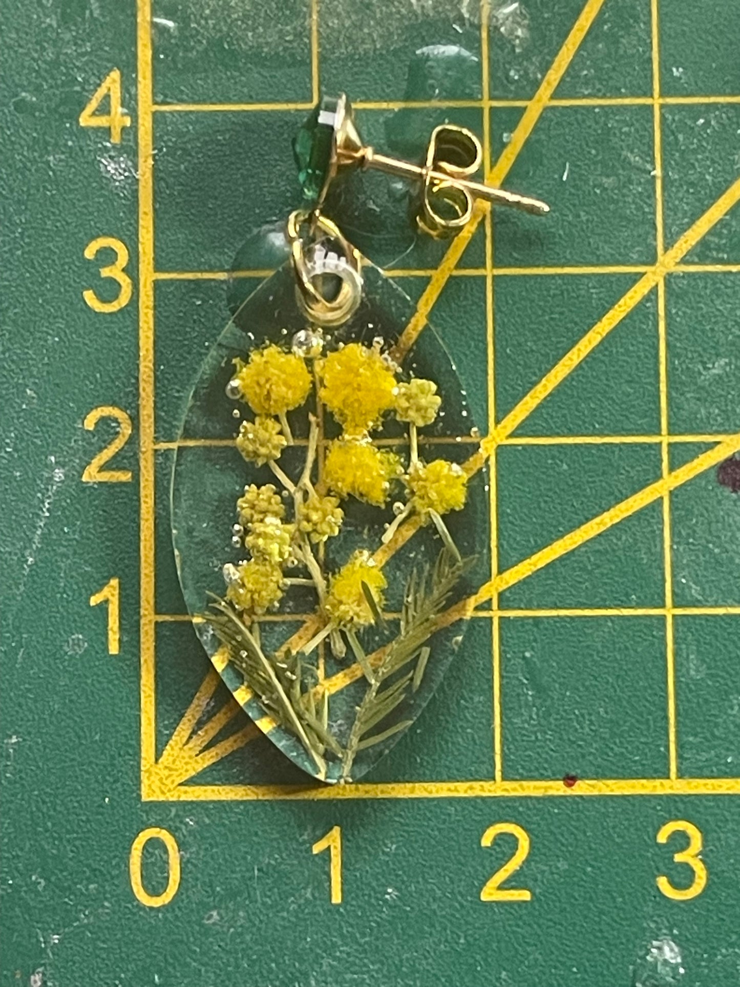 Boucles d’oreilles feuilles Mimosa