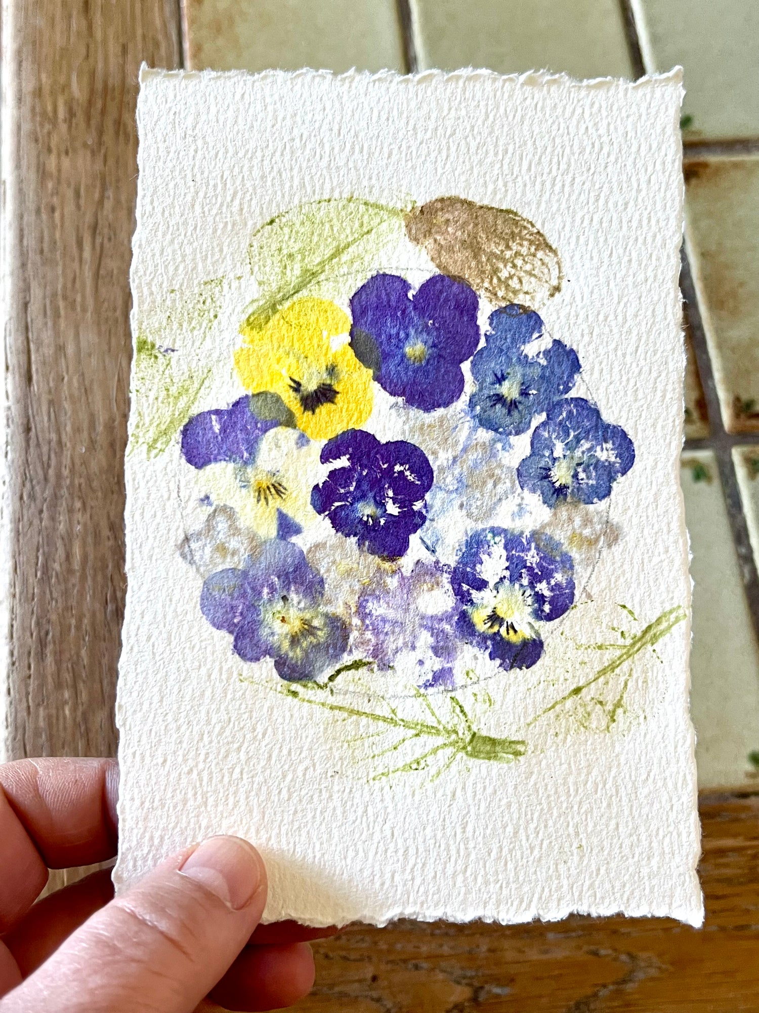 Cartes artisanales en impression végétale – Fleurs naturelles