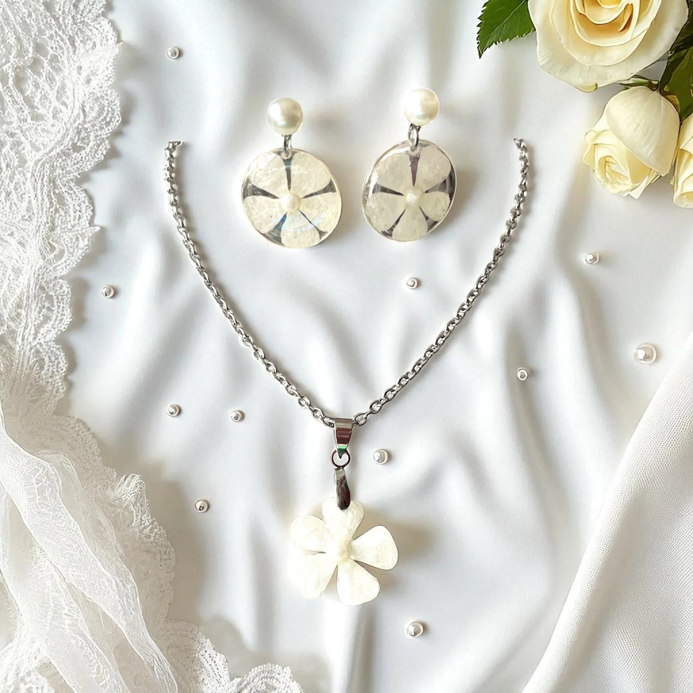 Collection-accessoires-Mariage Aux fleurs de Chloé