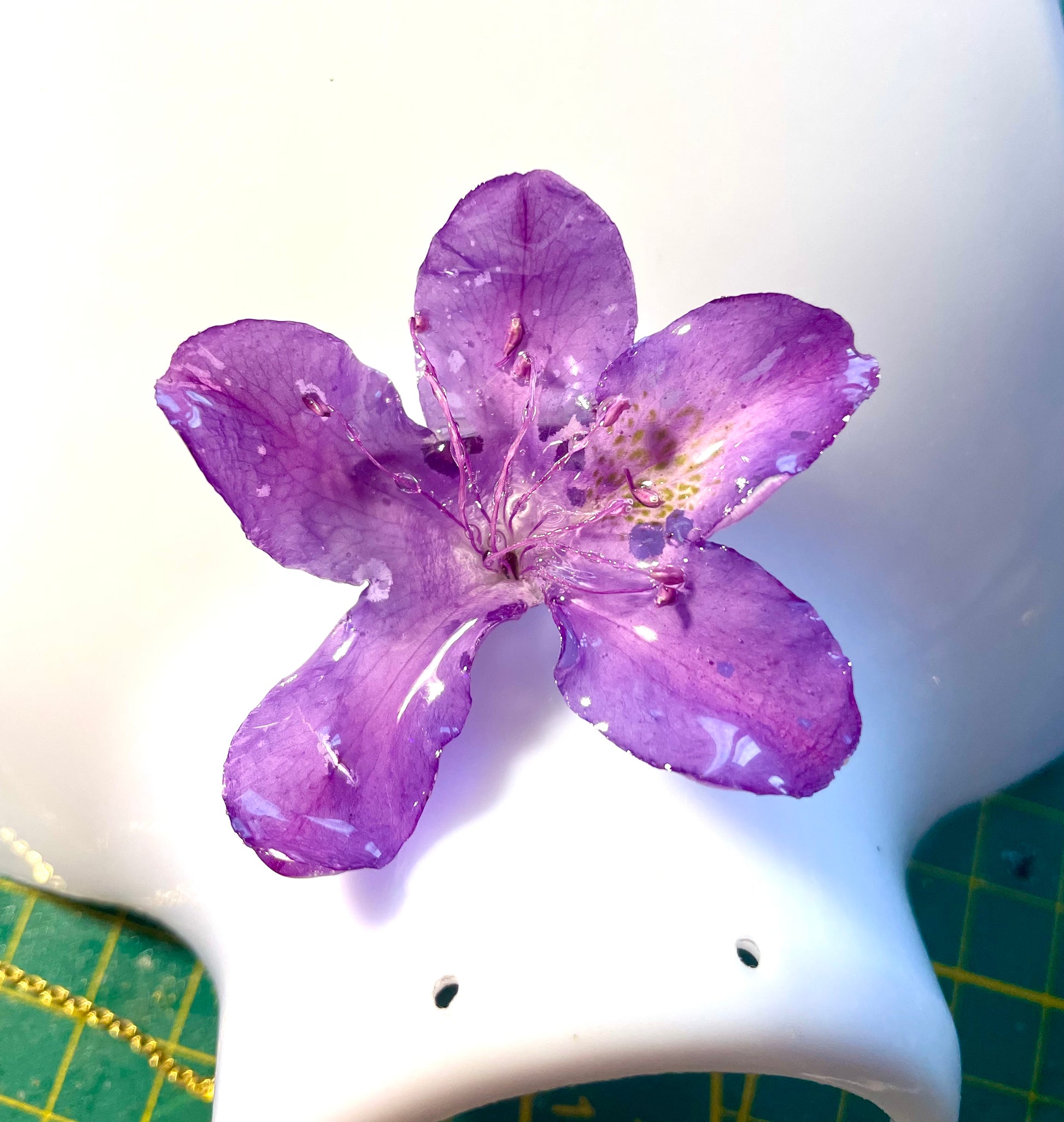 Broche fleur de Rhododendron - Aux fleurs de Chloé Broche fleur de Rhododendron Broche Broche