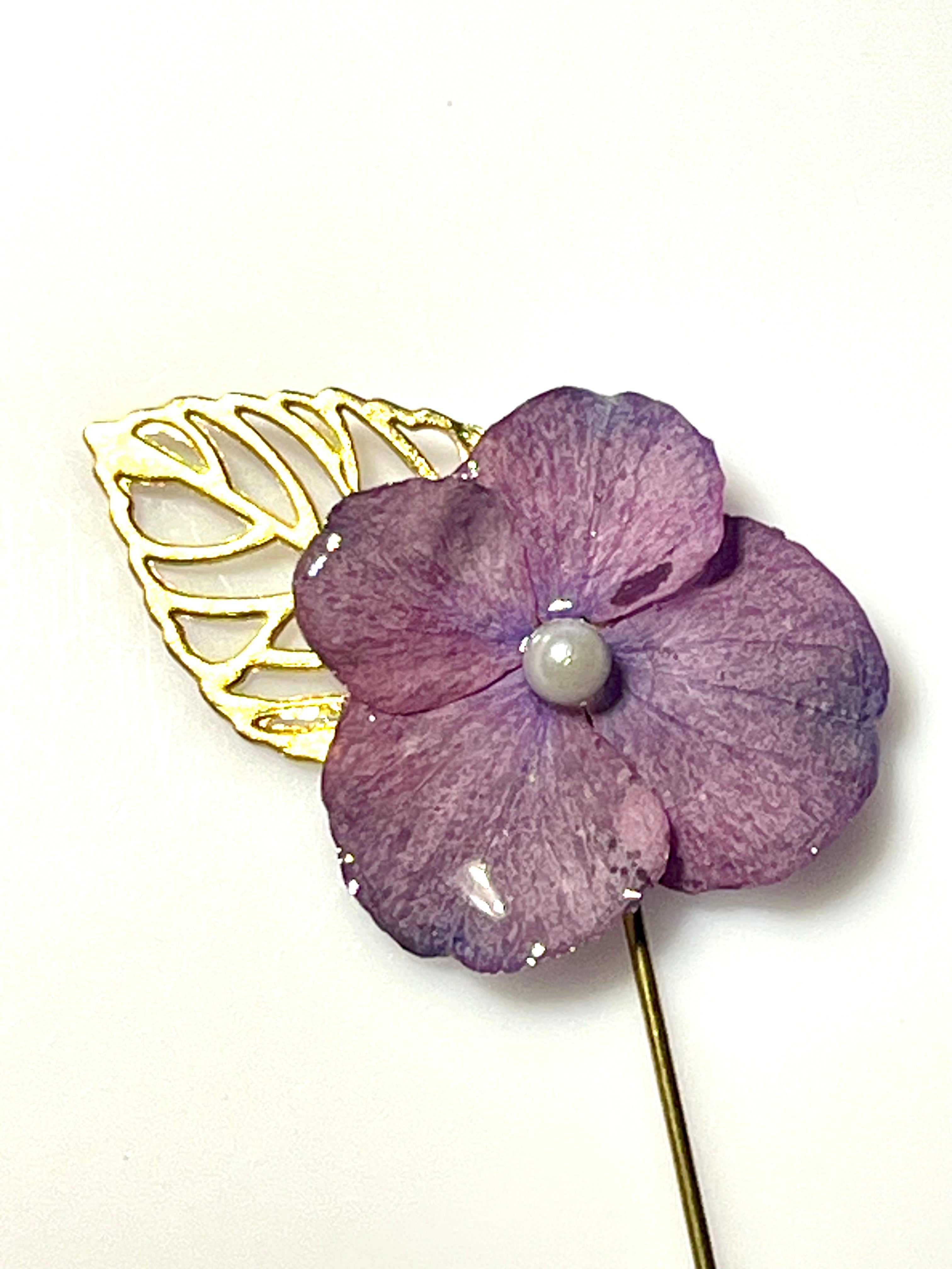 Épingle broche hortensia rose