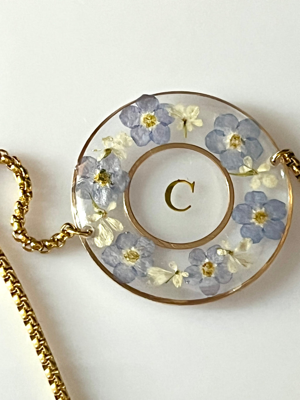 Bracelet Médaillon Floral Personnalisable 💙