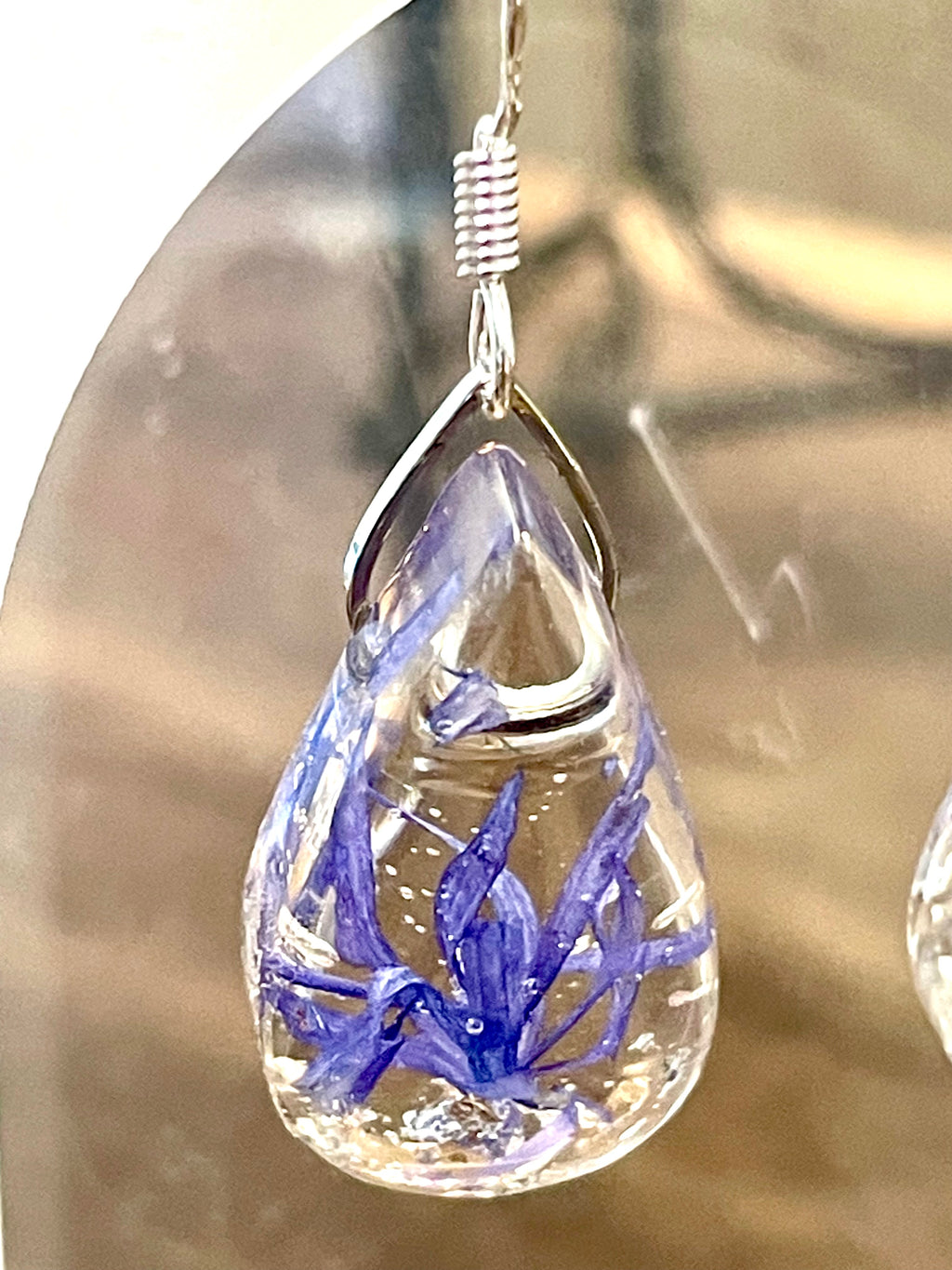 Boucles d’oreilles gouttes de Bleuet - Aux fleurs de Chloé Boucles d’oreilles gouttes de Bleuet Boucles d’oreilles Boucles d’oreilles