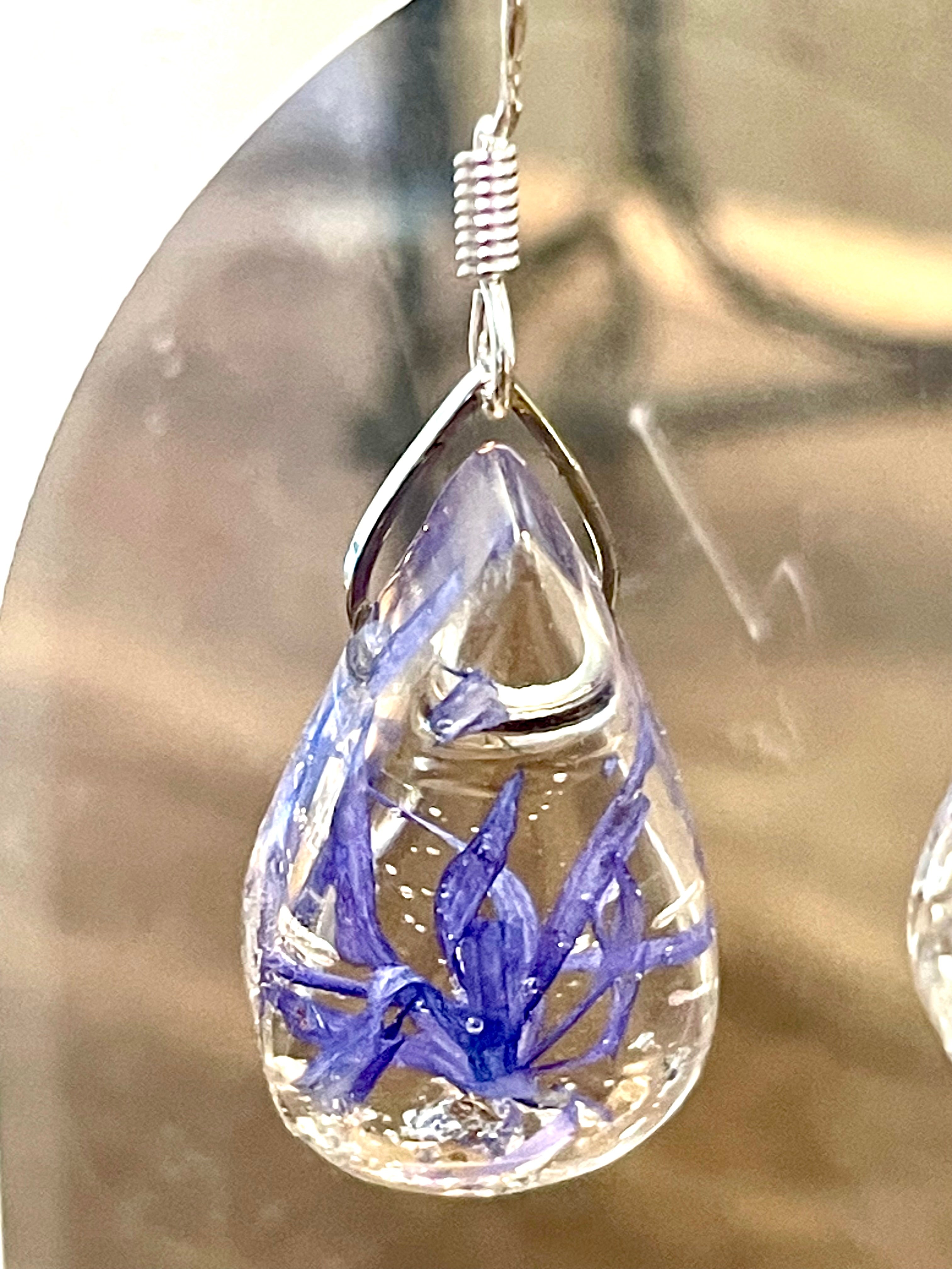 Boucles d’oreilles gouttes de Bleuet - Aux fleurs de Chloé Boucles d’oreilles gouttes de Bleuet Boucles d’oreilles Boucles d’oreilles