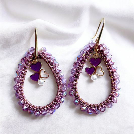 Boucles d’oreilles perles de verre framboise et charm’s cœurs violets