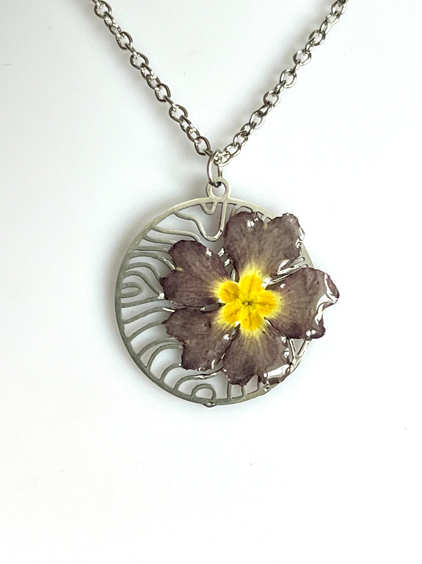 Collier fleur primevère violette