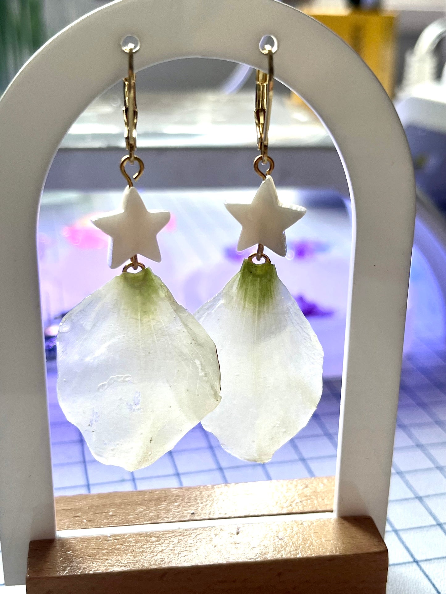 🌸 Boucles d’oreilles “Éclat Floral Étoilé”