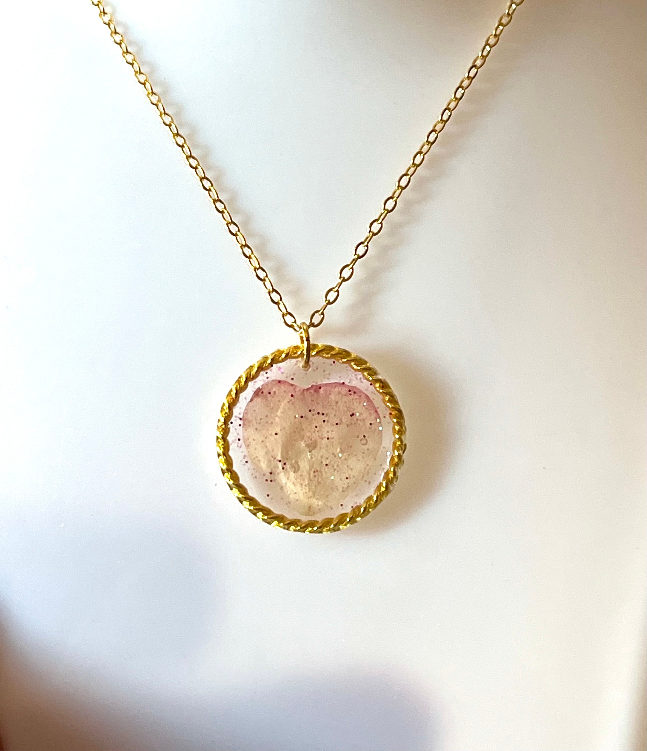 Collier Pétale de Rose Éternelle