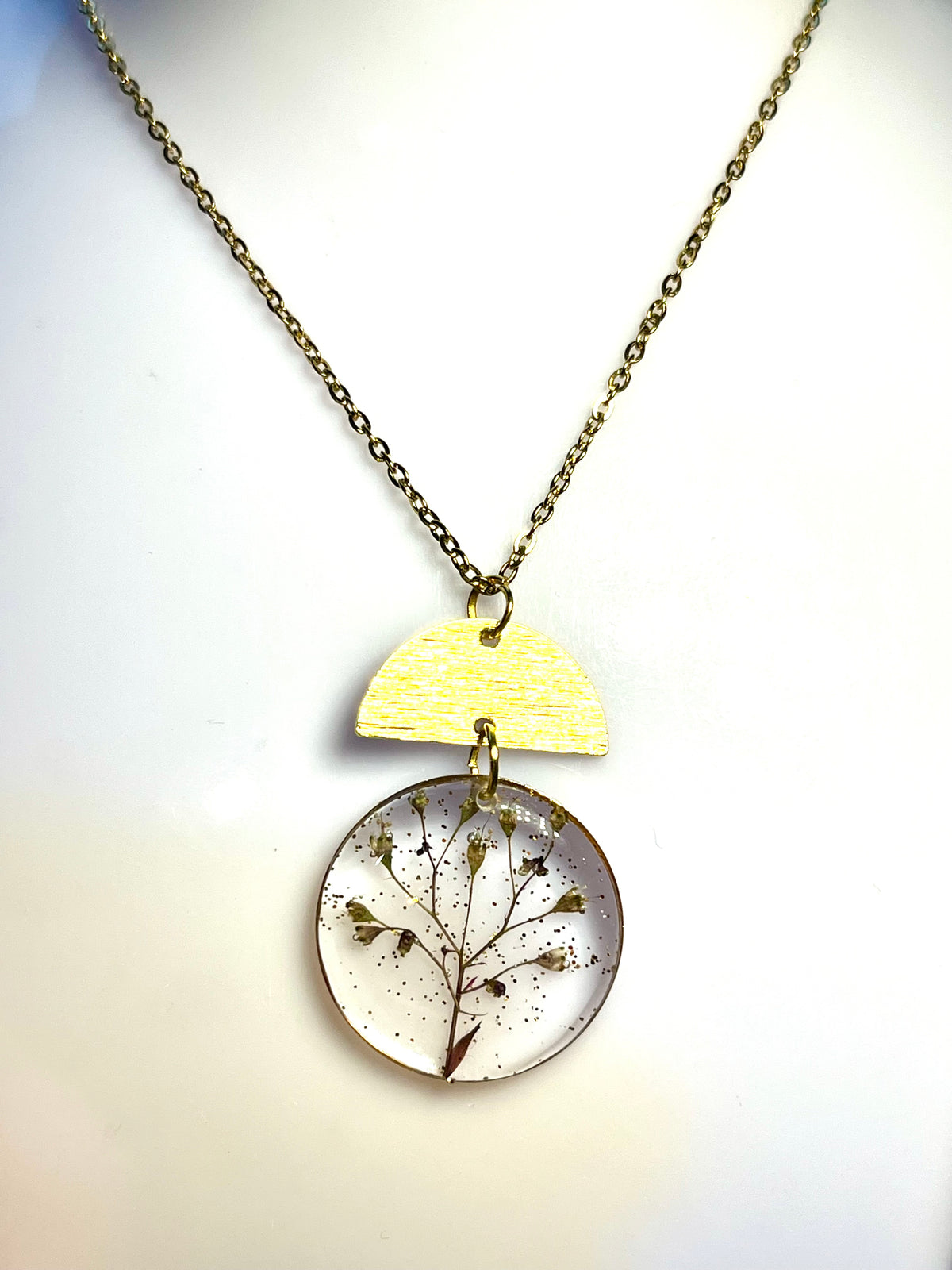Collier Éclat Botanique – Fleurs naturelles Heuchère