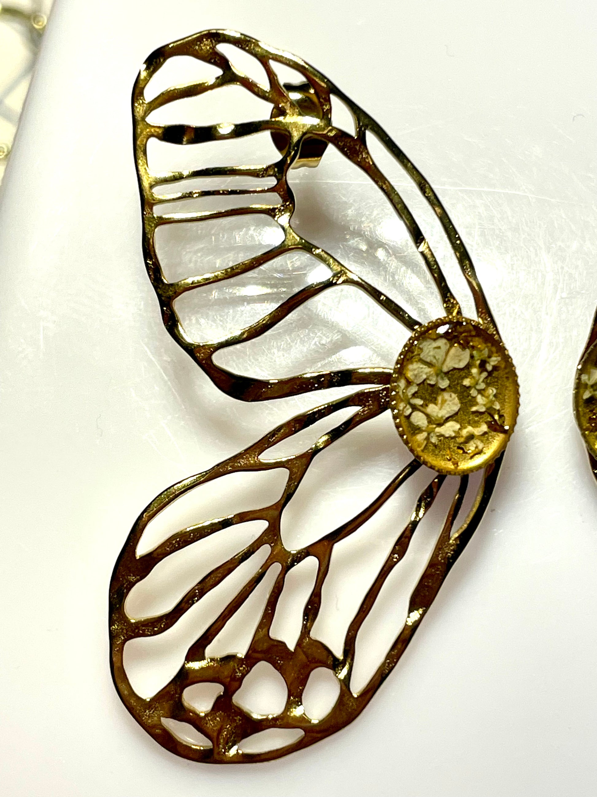 Boucles d’oreilles ailes  de papillons & carotte sauvage - Aux fleurs de Chloé Boucles d’oreilles ailes  de papillons & carotte sauvage Boucles d’oreilles Boucles d’oreilles