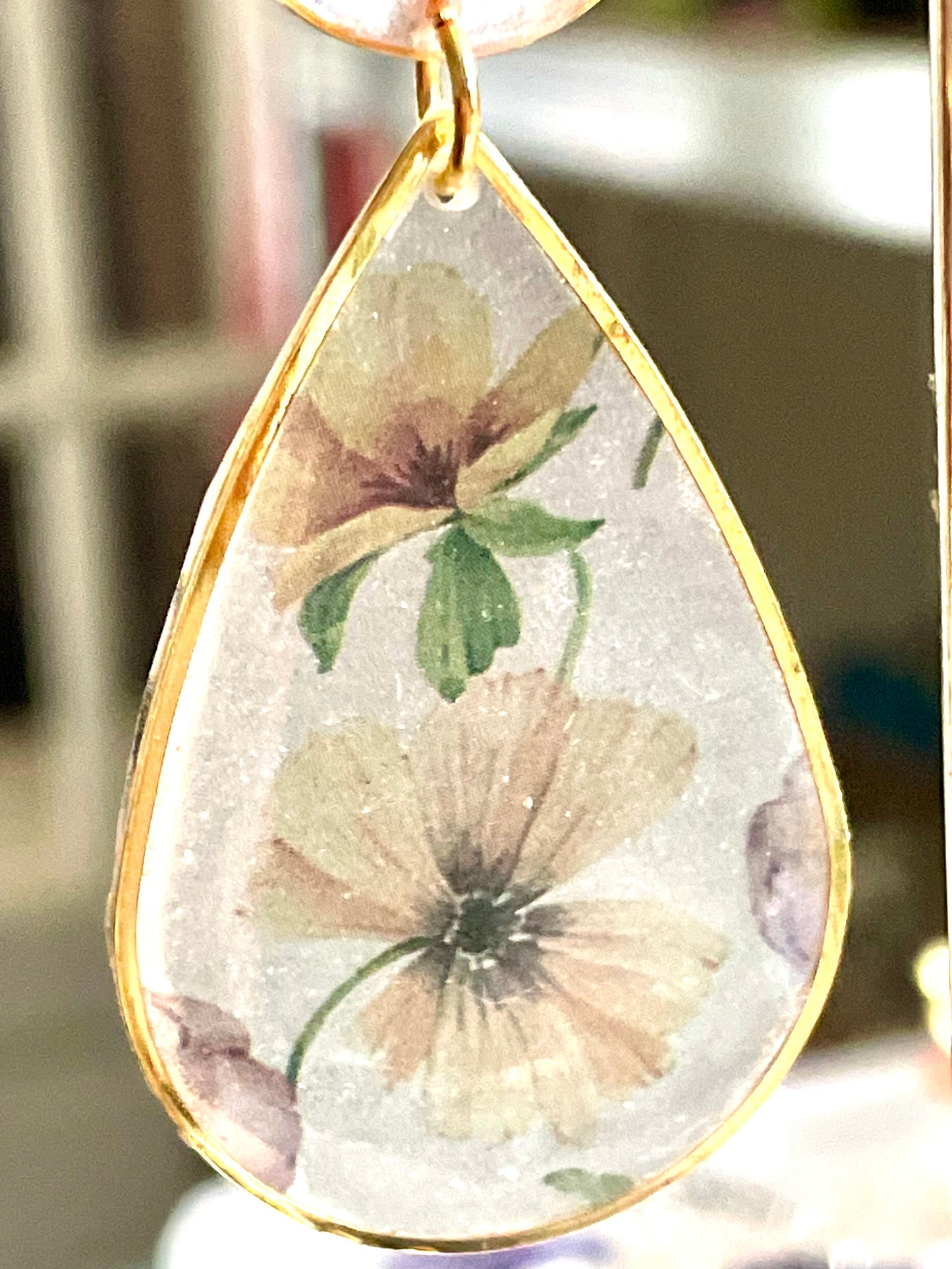 Boucles d’oreilles fleurs de Lantana & larmes de papier fleuri