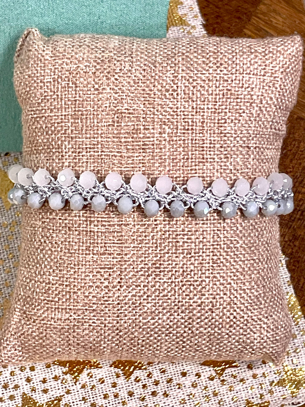 Parure bijou de dos & bracelet perles de verre - Aux fleurs de Chloé Parure bijou de dos & bracelet perles de verre Parure bijoux Parure bijoux