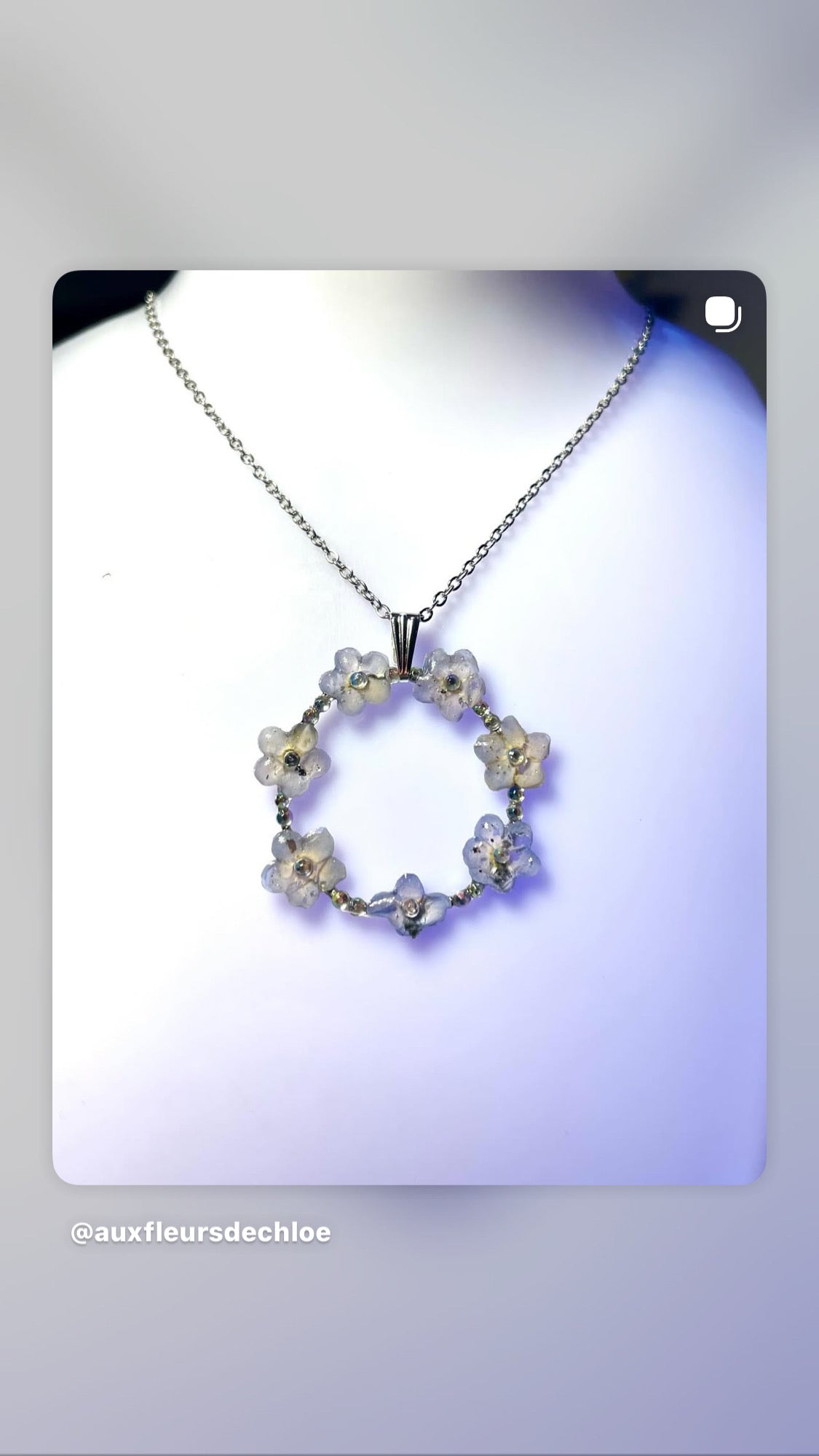 Collier Couronne de Myosotis - Aux fleurs de Chloé Collier Couronne de Myosotis Collier Collier