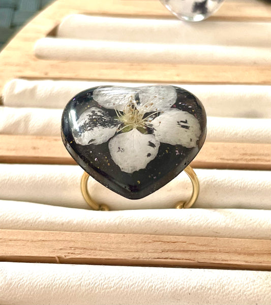 Bague cœur noir fleur de cerisier