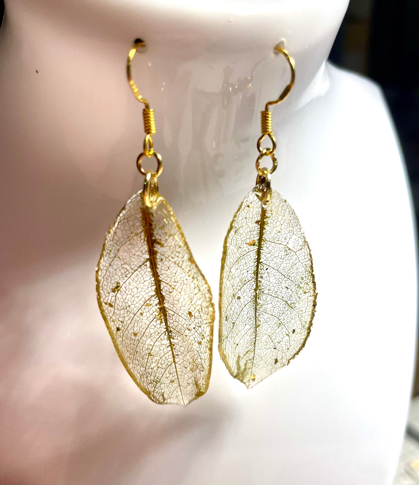 Boucles d’oreilles dentelle végétale de Magnolia