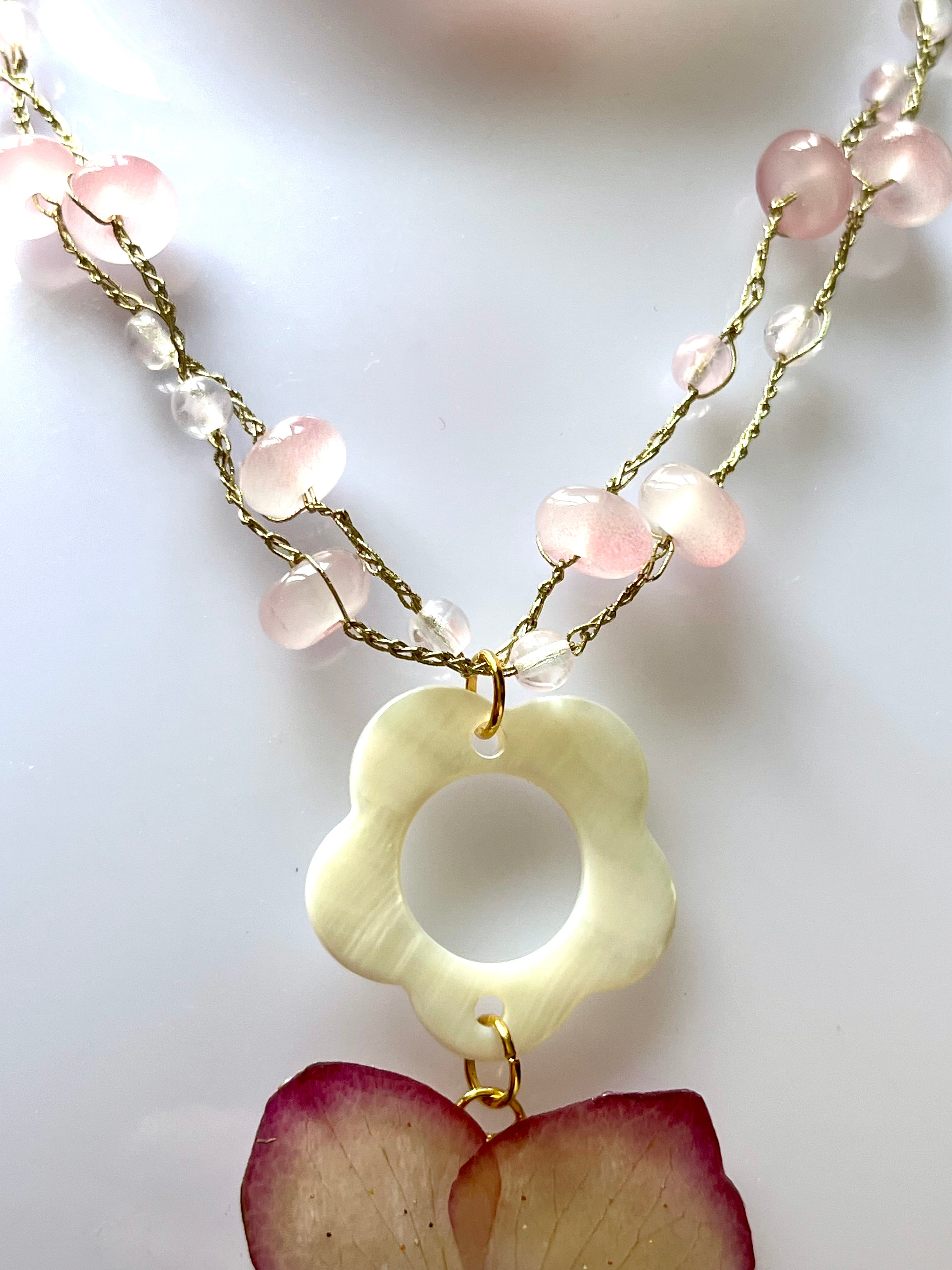Flower Necklace – Signature Edition