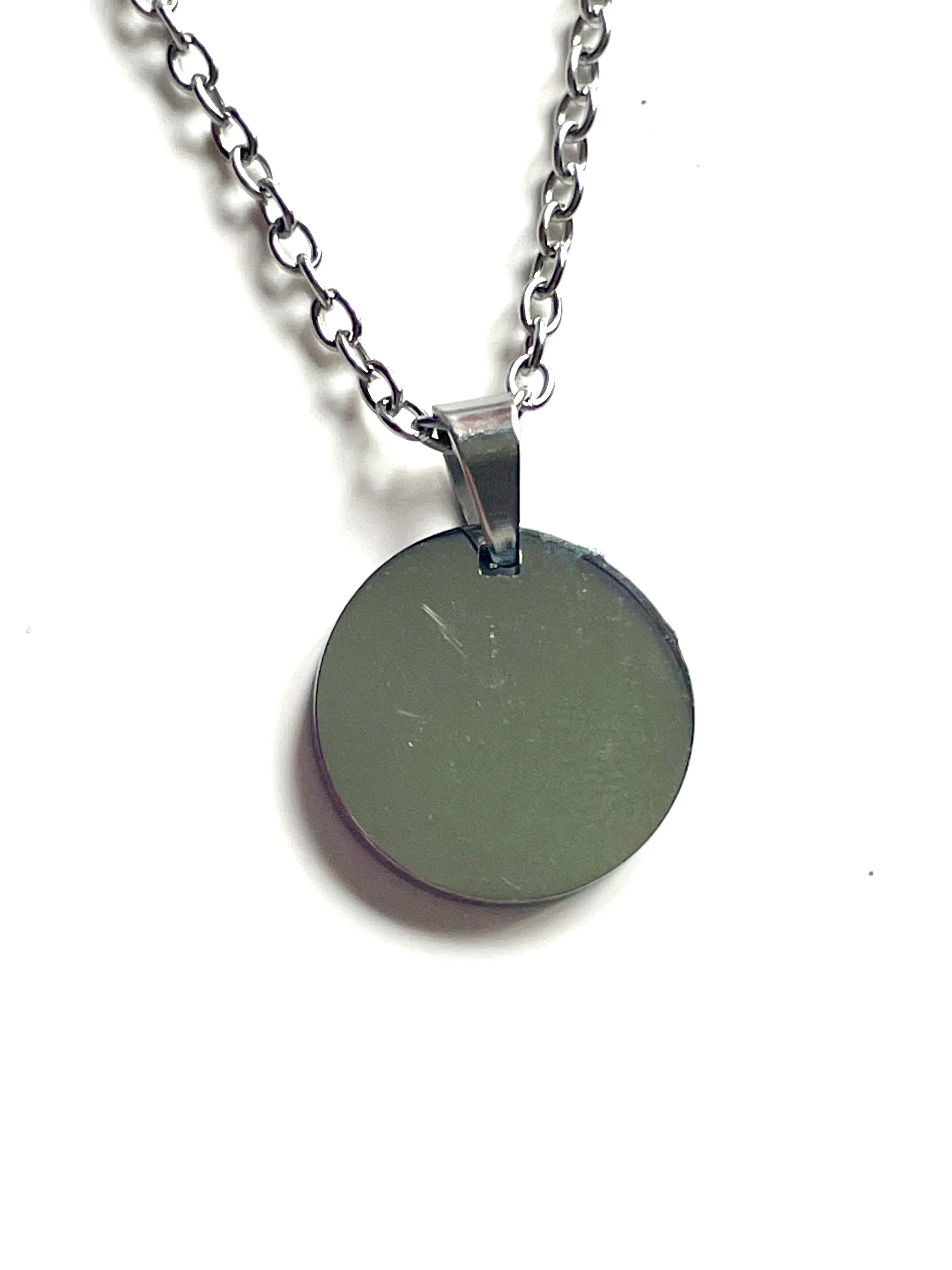 Médaillon fleur de Naissance Aster - septembre - Aux fleurs de Chloé Médaillon fleur de Naissance Aster - septembre Pendentif Pendentif