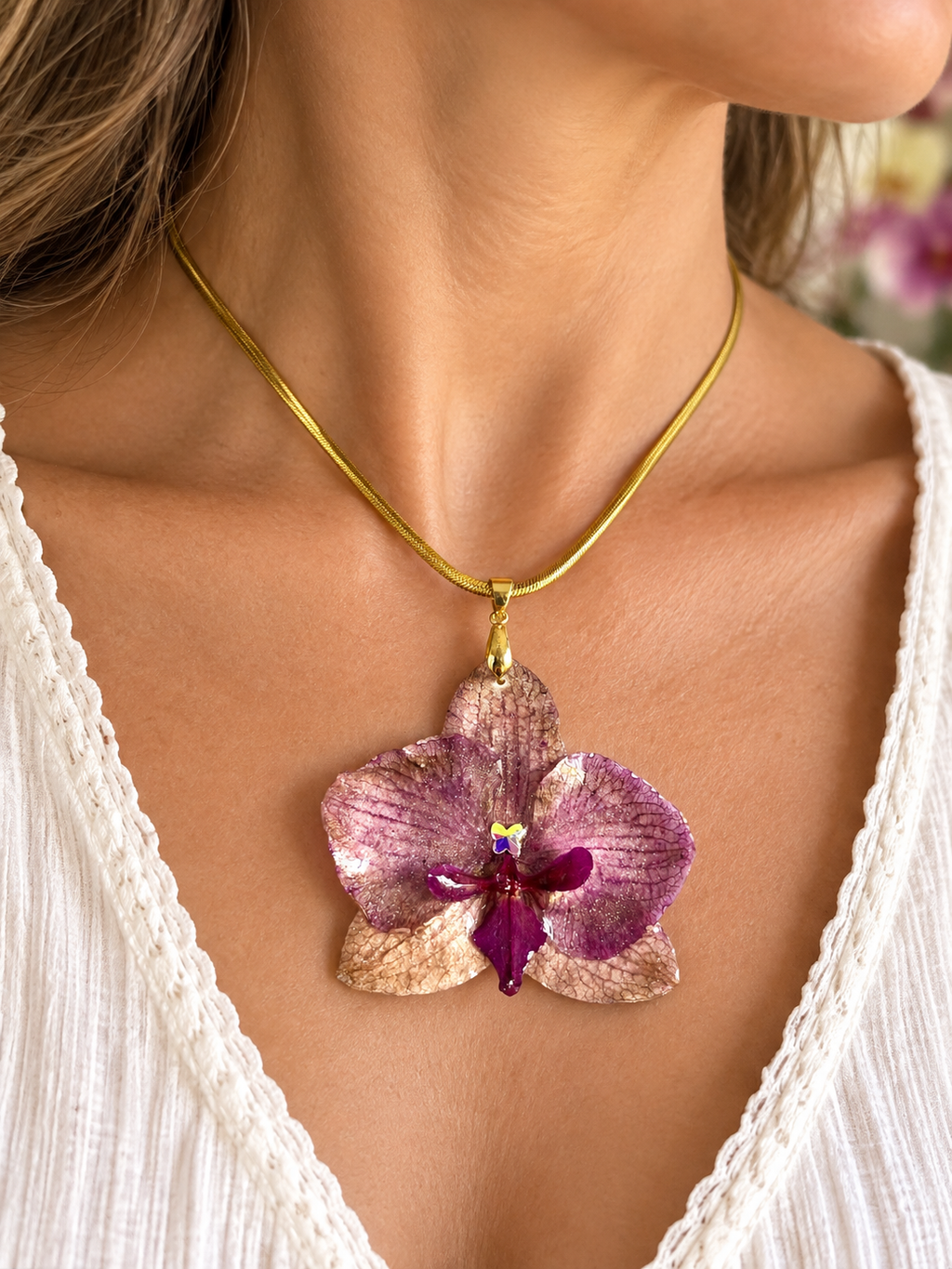 Collier fleur naturelle Orchidée éternelle