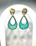 Boucles d’oreilles fleurs carotte sauvage larme bleu nacré