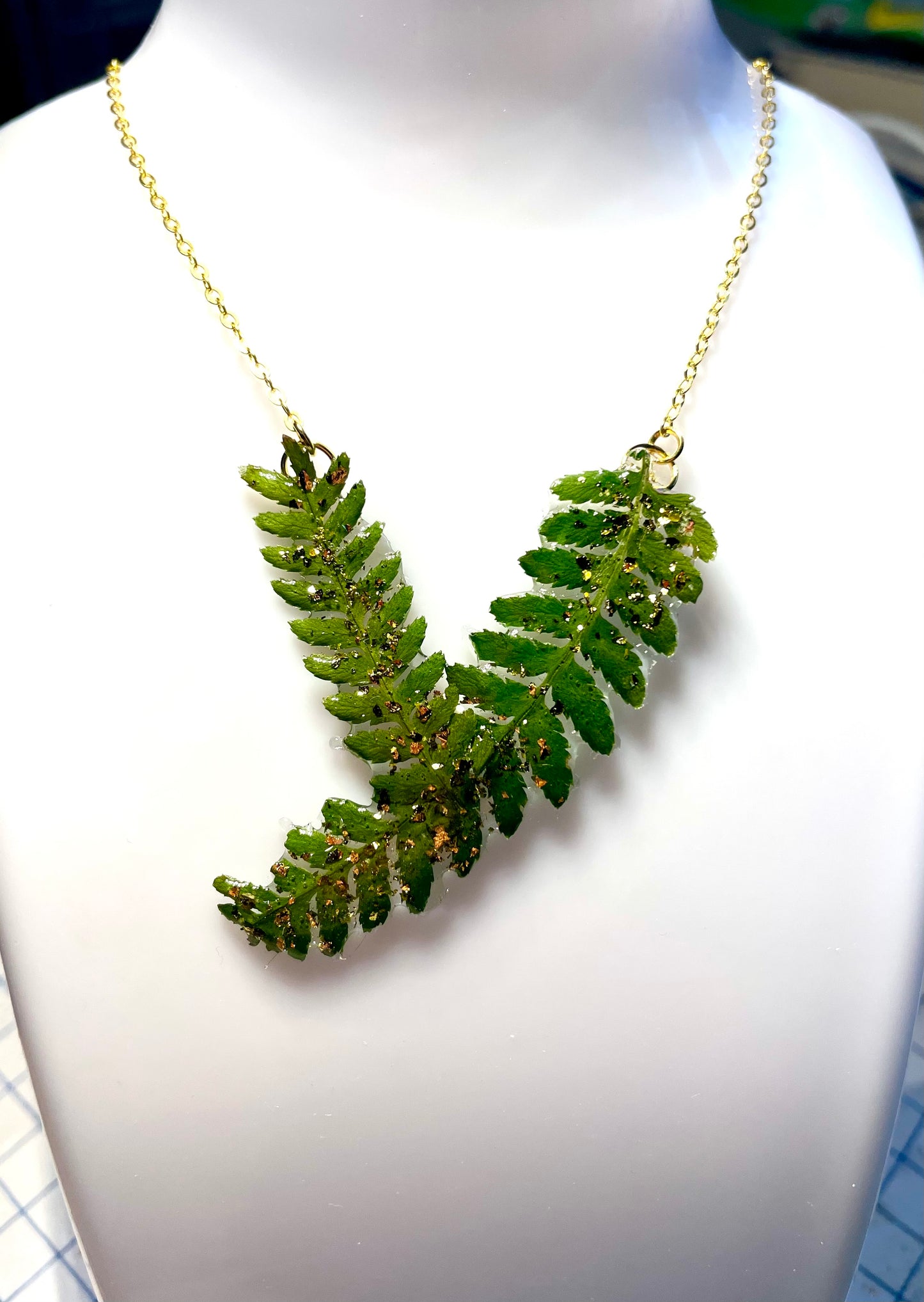 Collier Feuilles de Fougères Serena