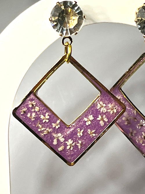 Purple pearly wild carrot flower earrings