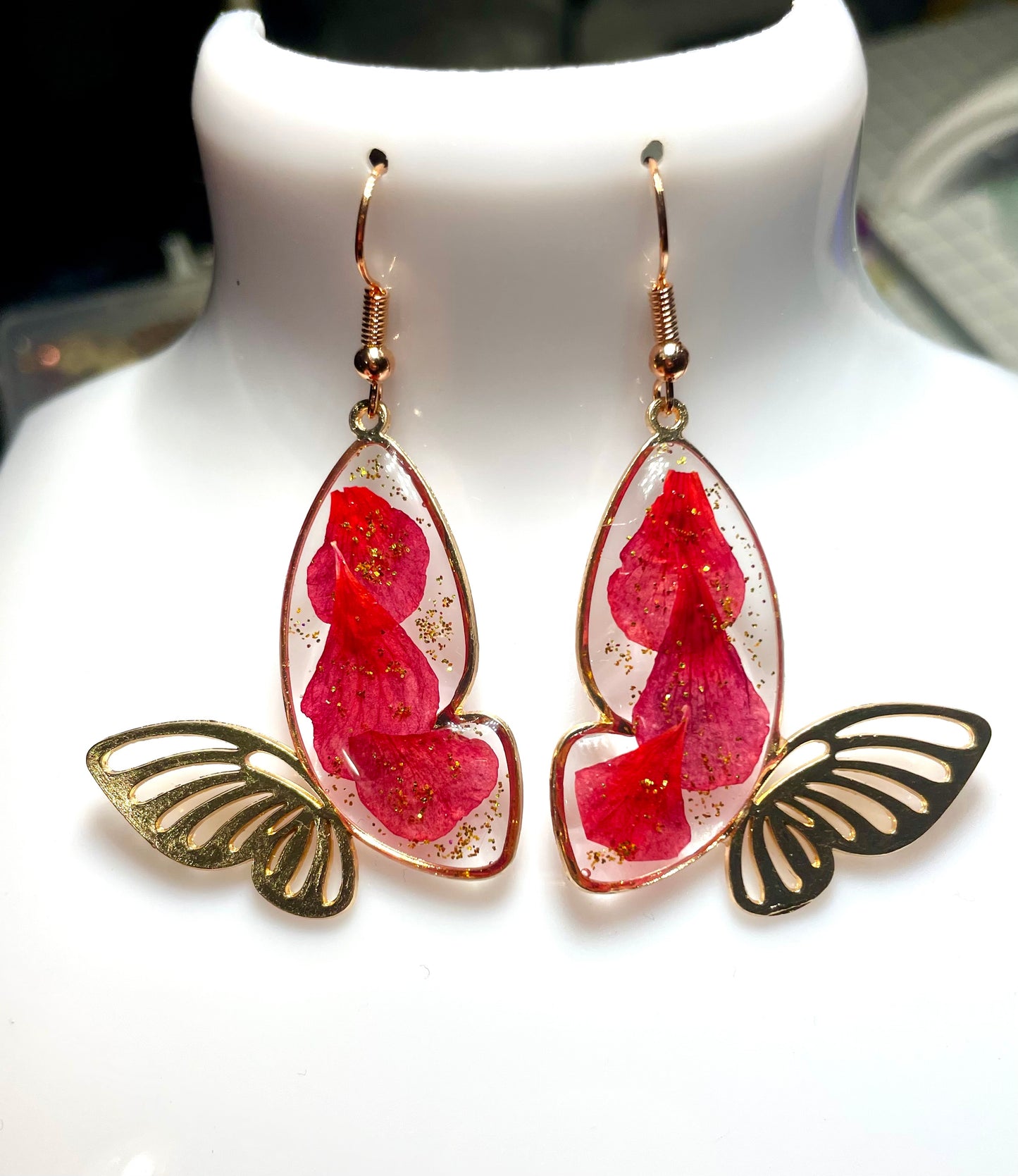 Boucles d’oreilles papillons pétales de Géranium