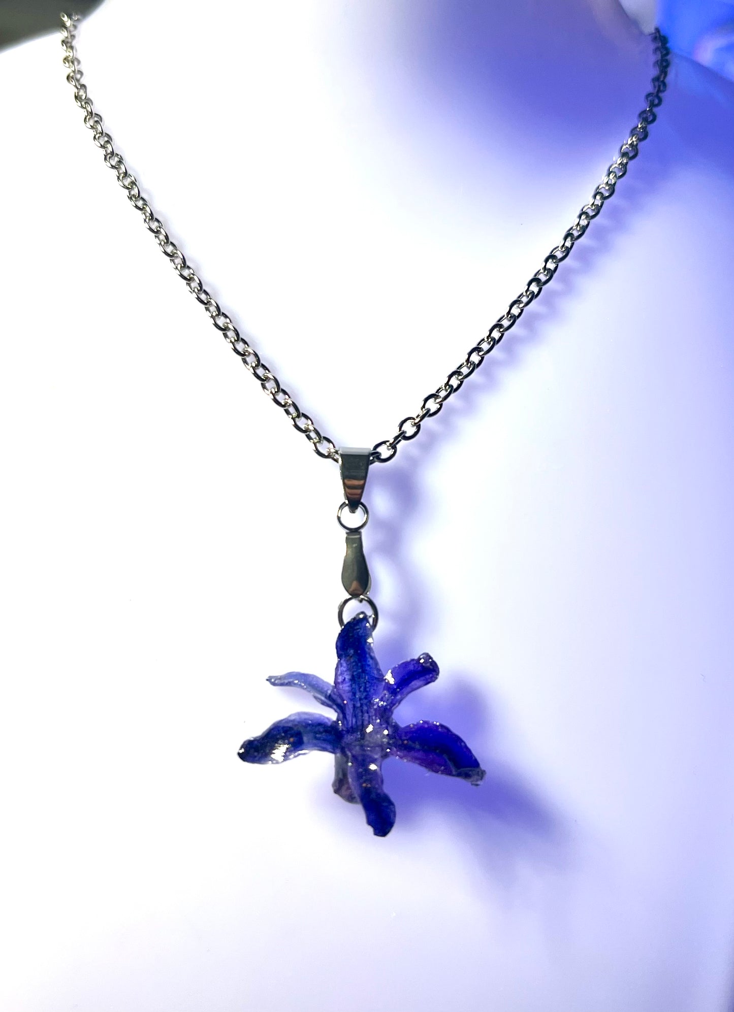 Collier fleur de Jacynthe bleue