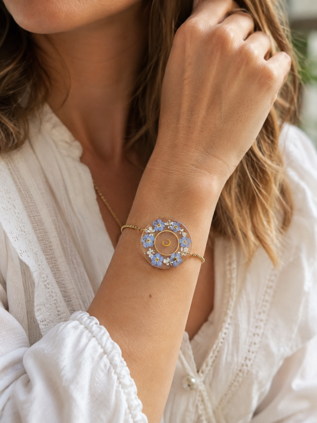 Bracelet Médaillon Floral Personnalisable 💙