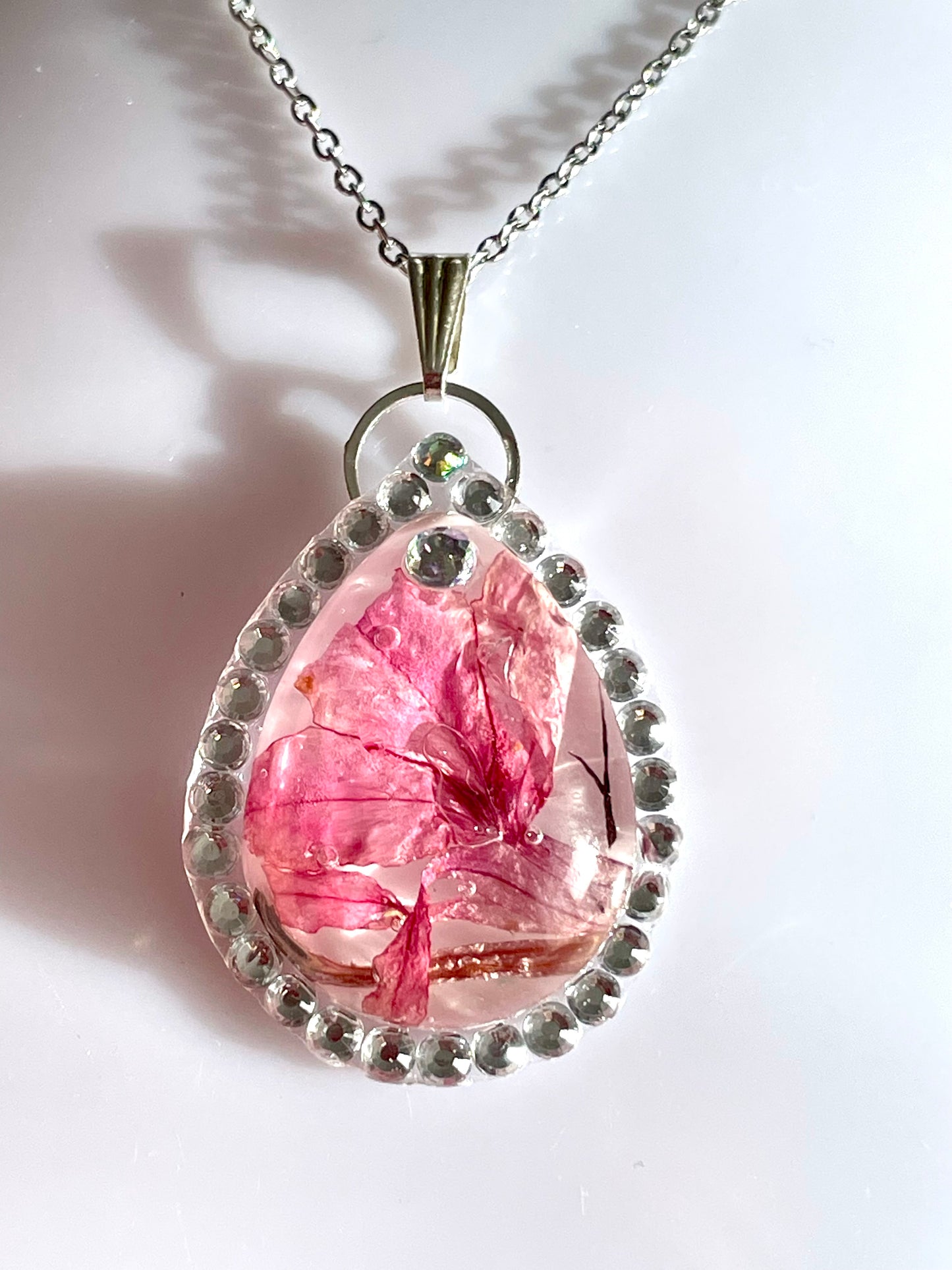 Collier larme Lobelia & strass