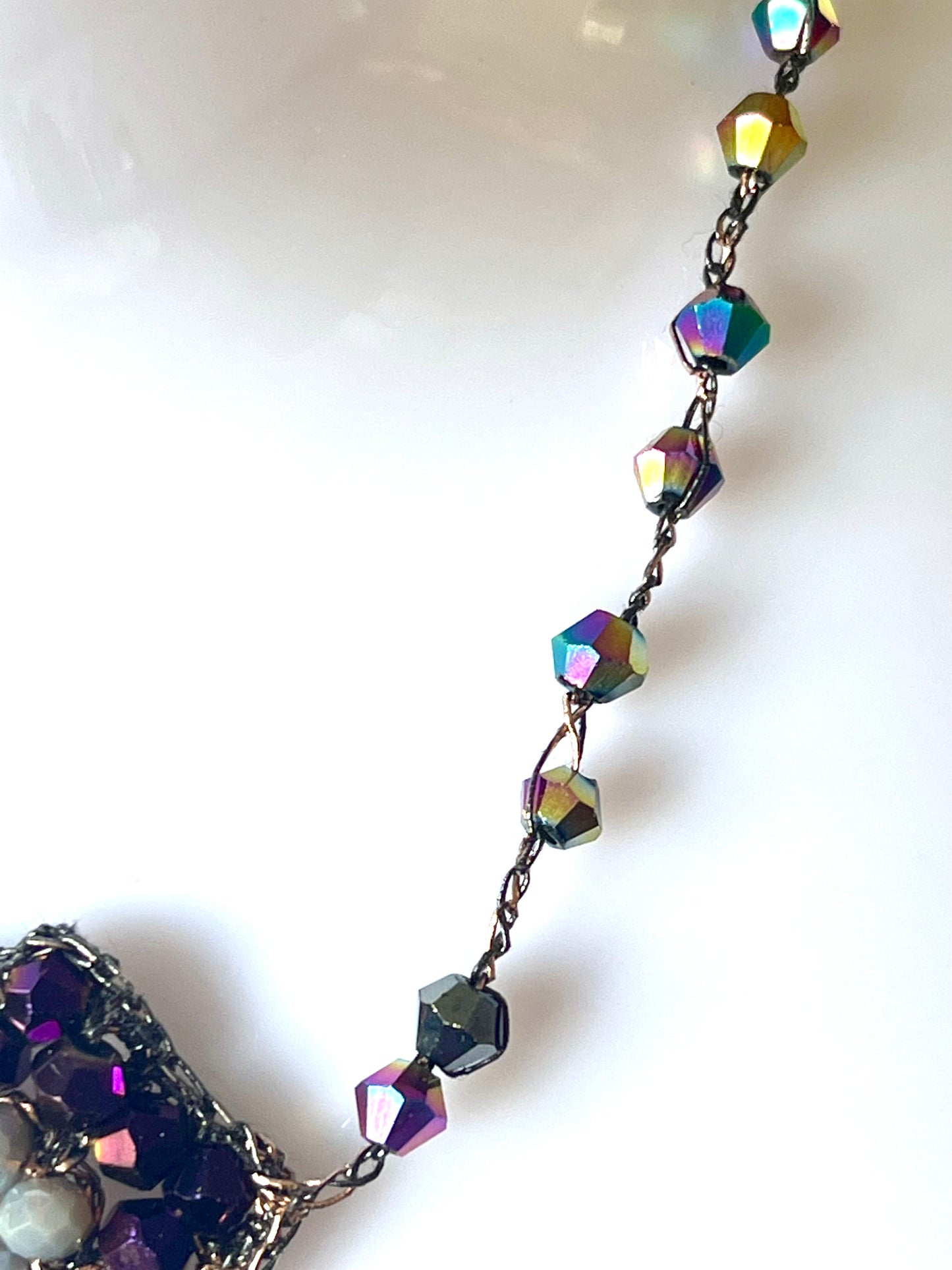 Collier au crochet & fleur naturelle de violette