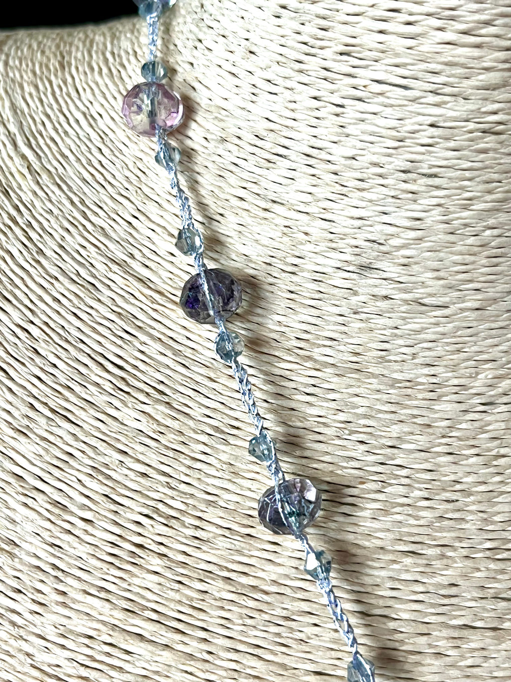 Collier sautoir Hibiscus & Papillons