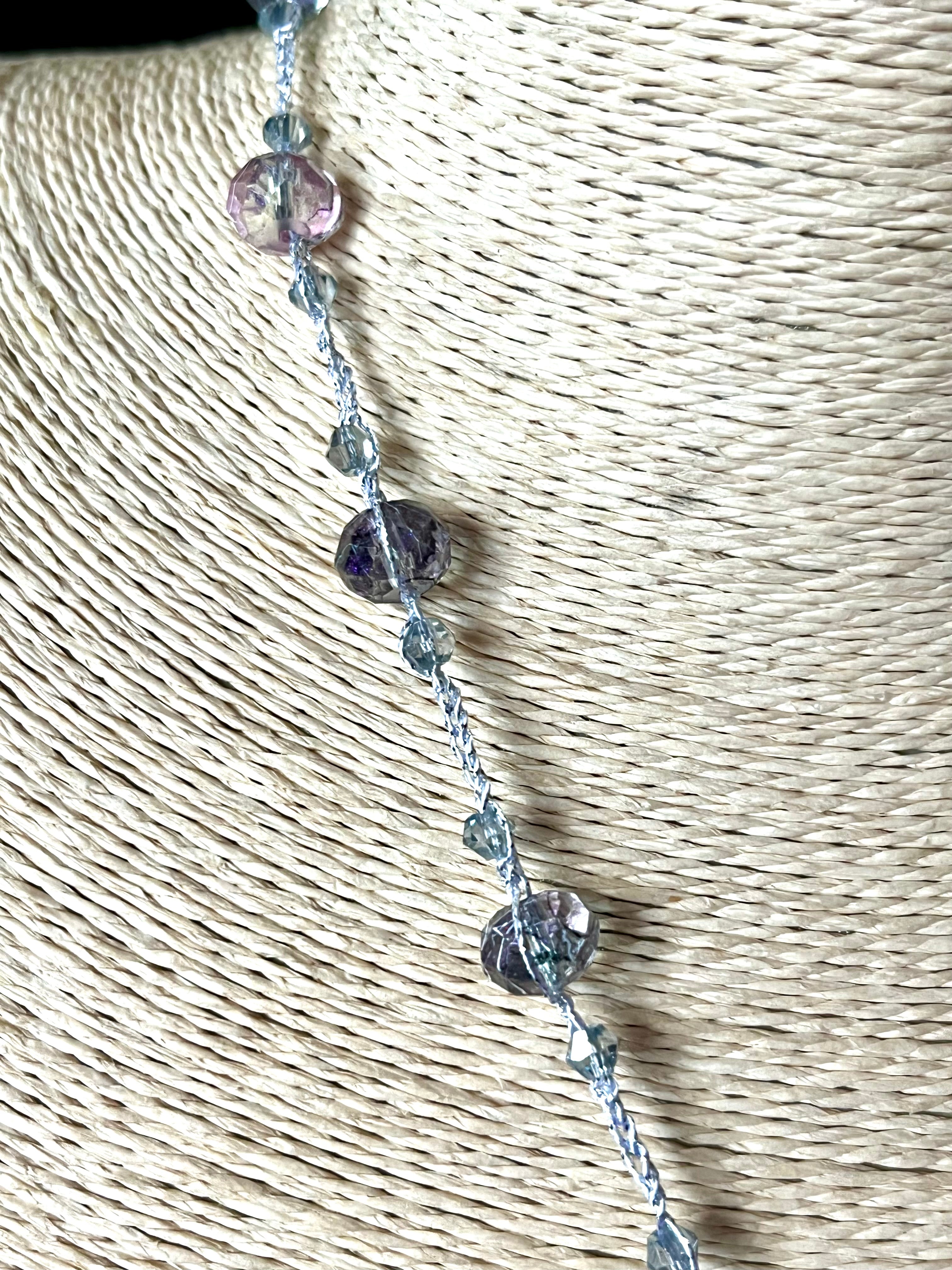 Collier sautoir Hibiscus & Papillons