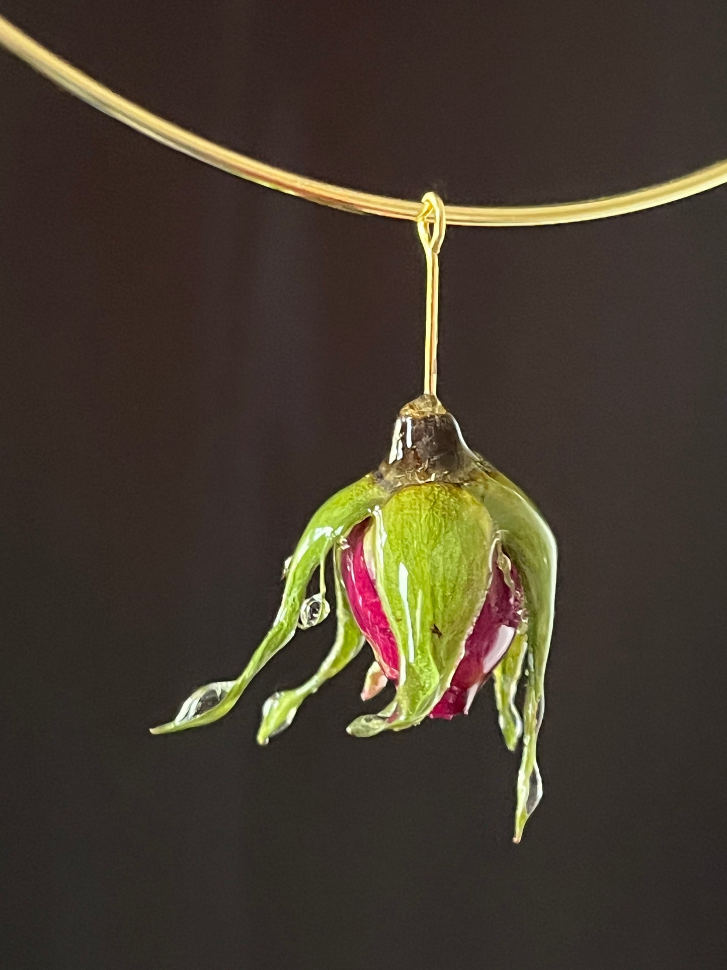 Collier tour de cou Bouton de Rose